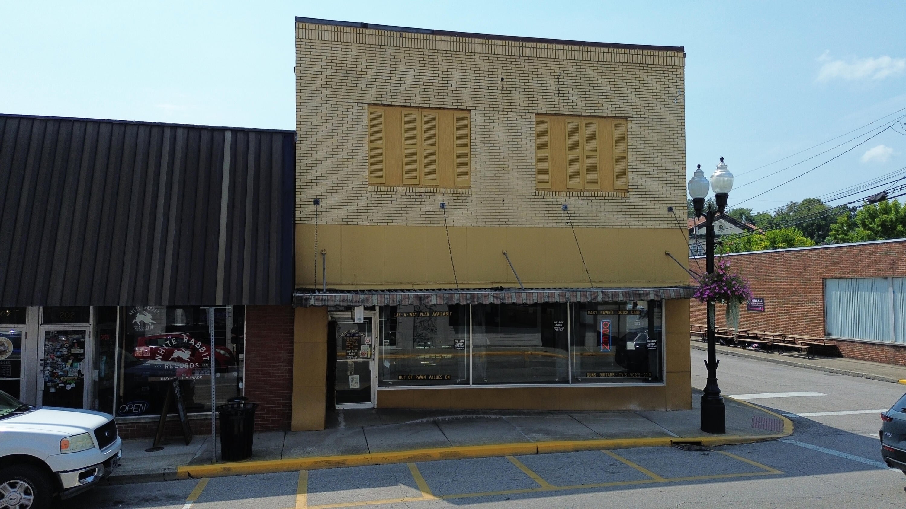 200 S Main Street — photo