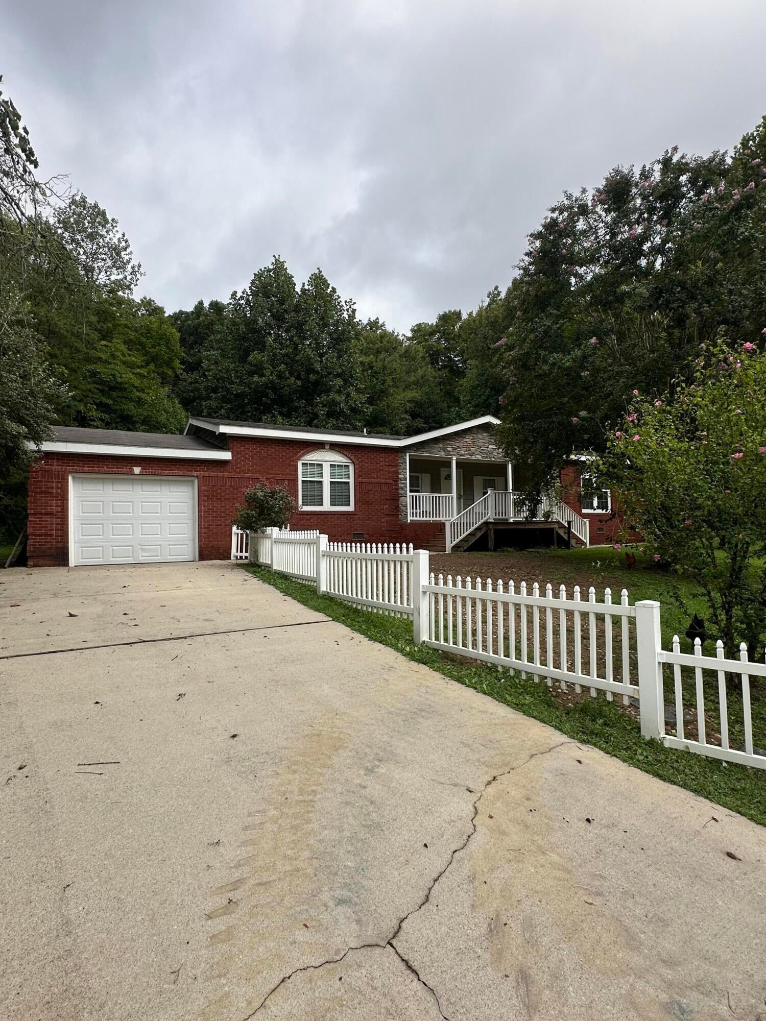 3011 Ryans Creek Road — photo