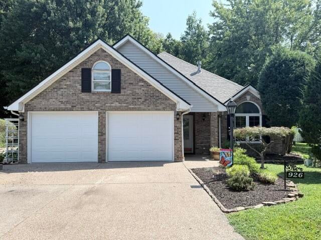 926 Stonebrook Drive — photo