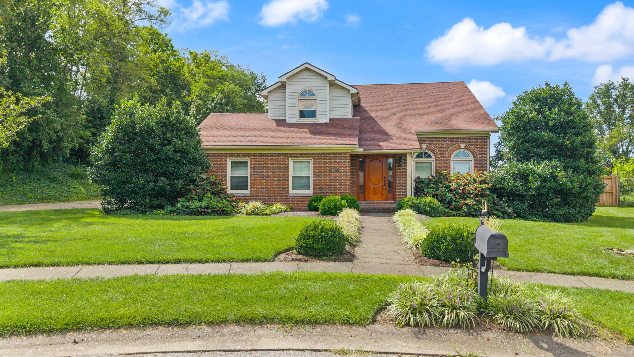 113 Bradford Court — photo