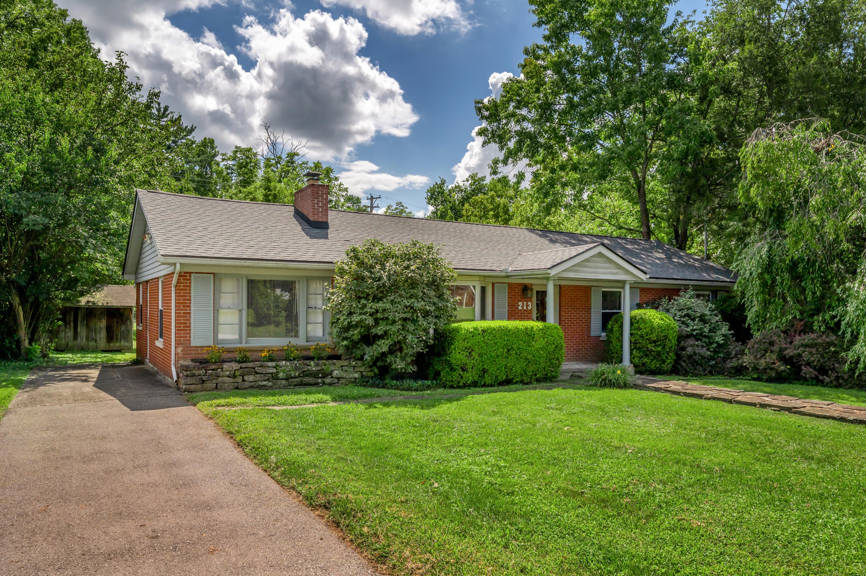 213 Eastway Drive — photo