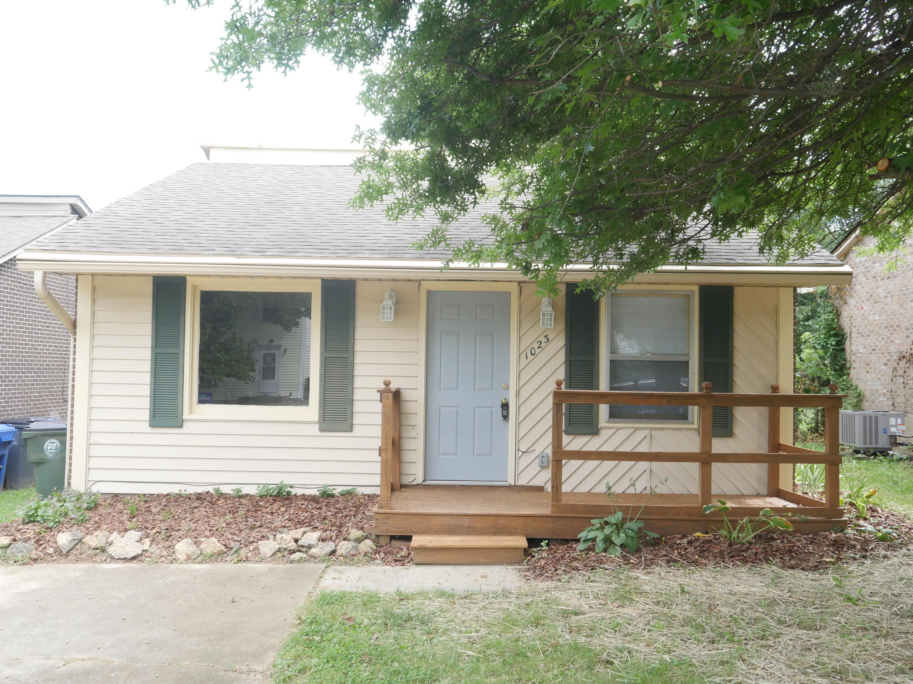 1023 Trent Boulevard — photo