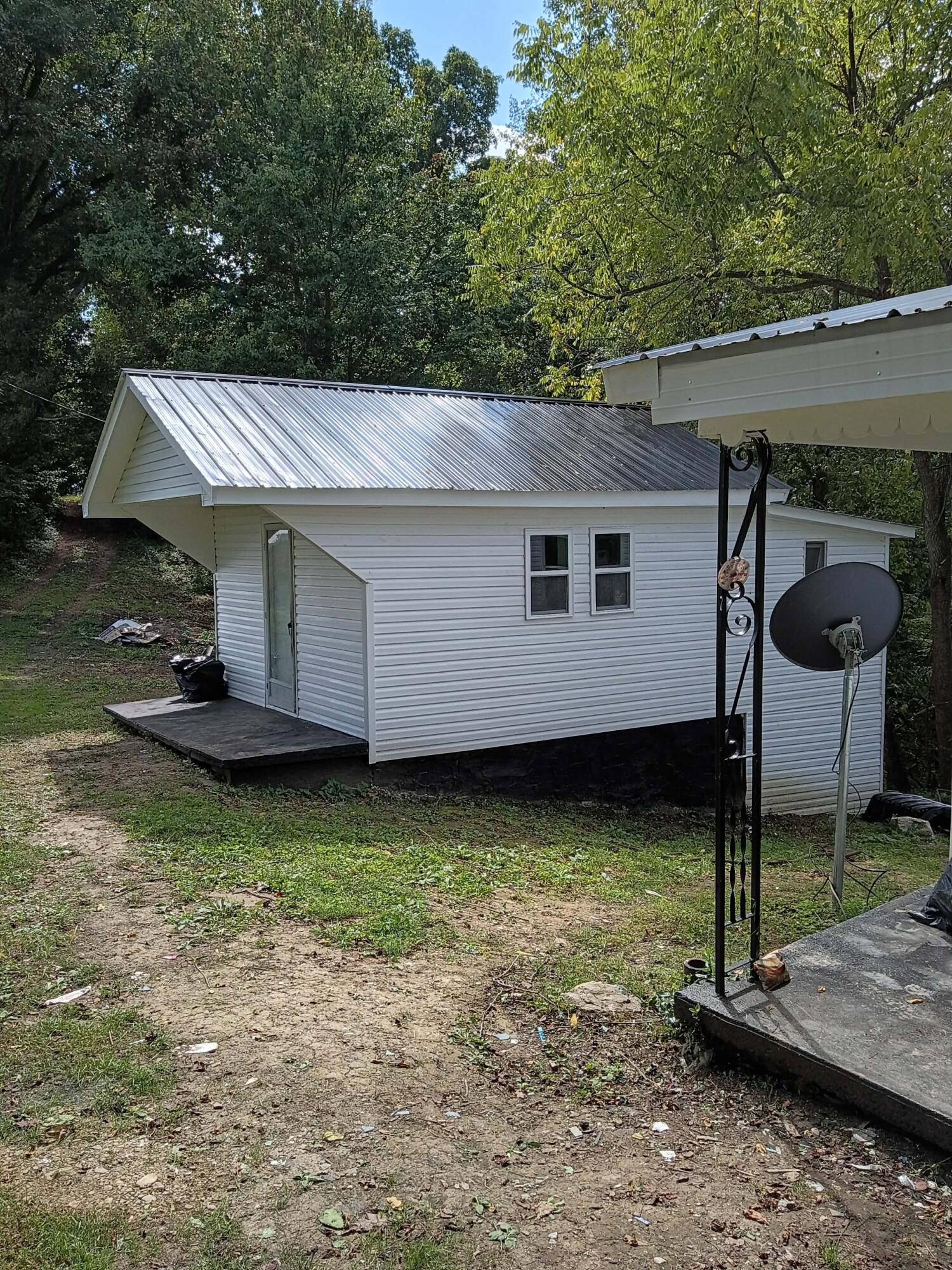 12455 Brown Ridge Road — photo