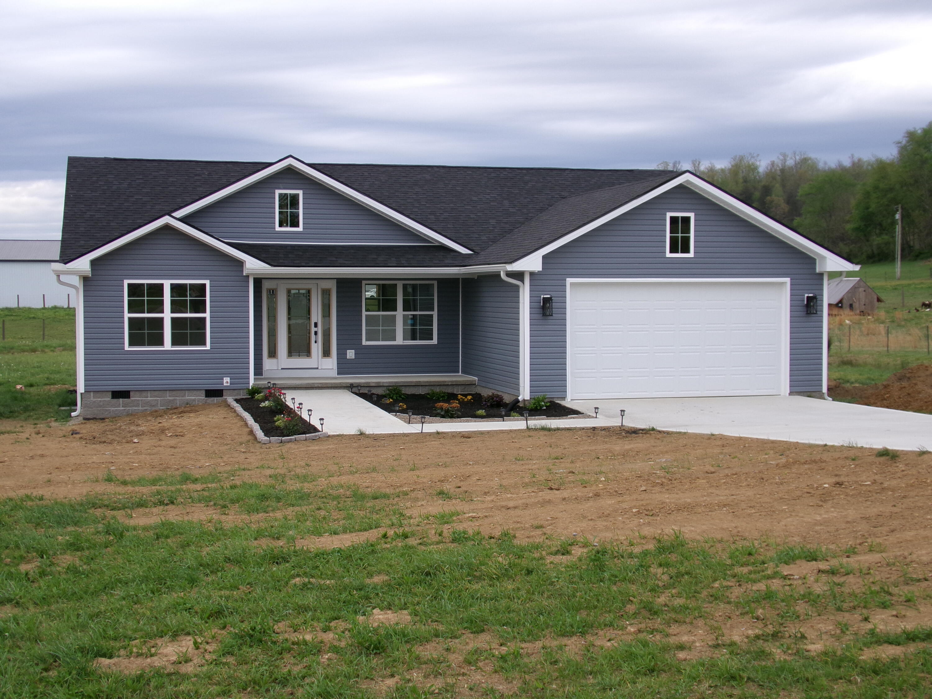 113 Spring Meadows. Drive — photo