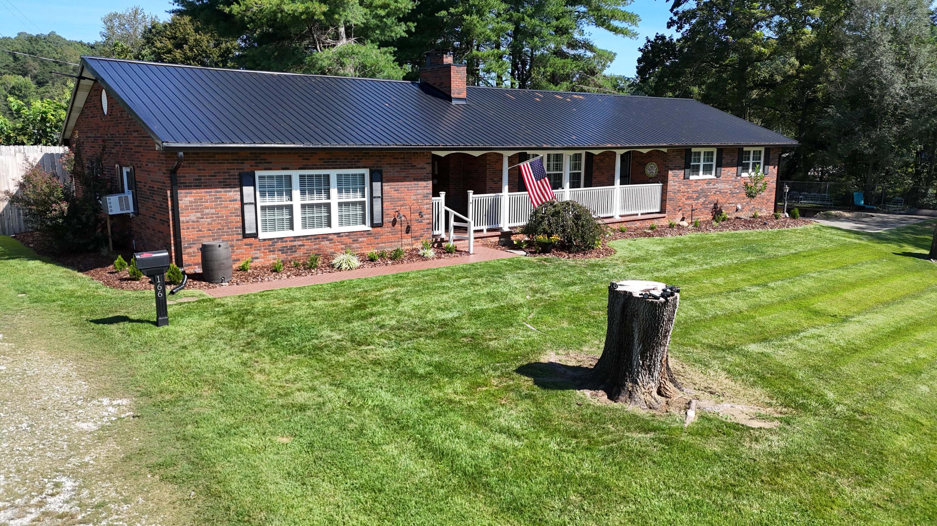 166 Brookview Drive — photo