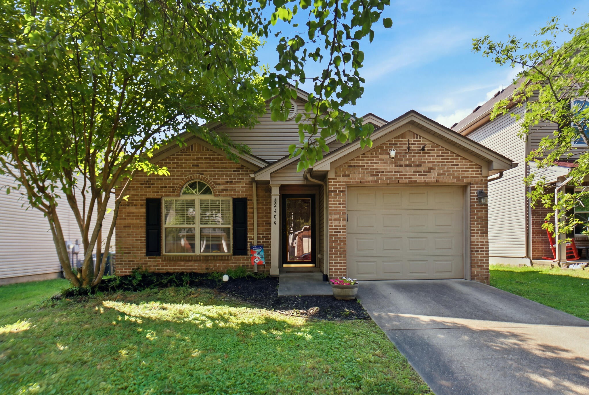2409 Prescott Lane — photo