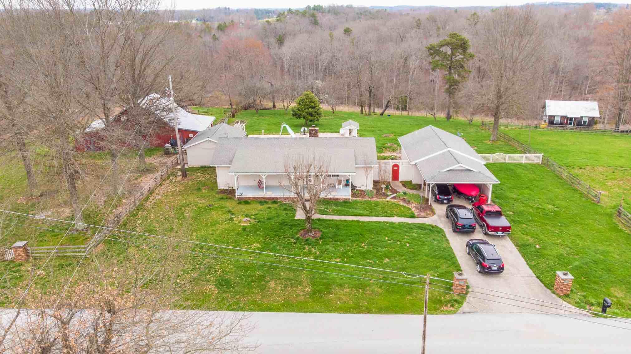 296 Keavy Craigs Creek Road — photo