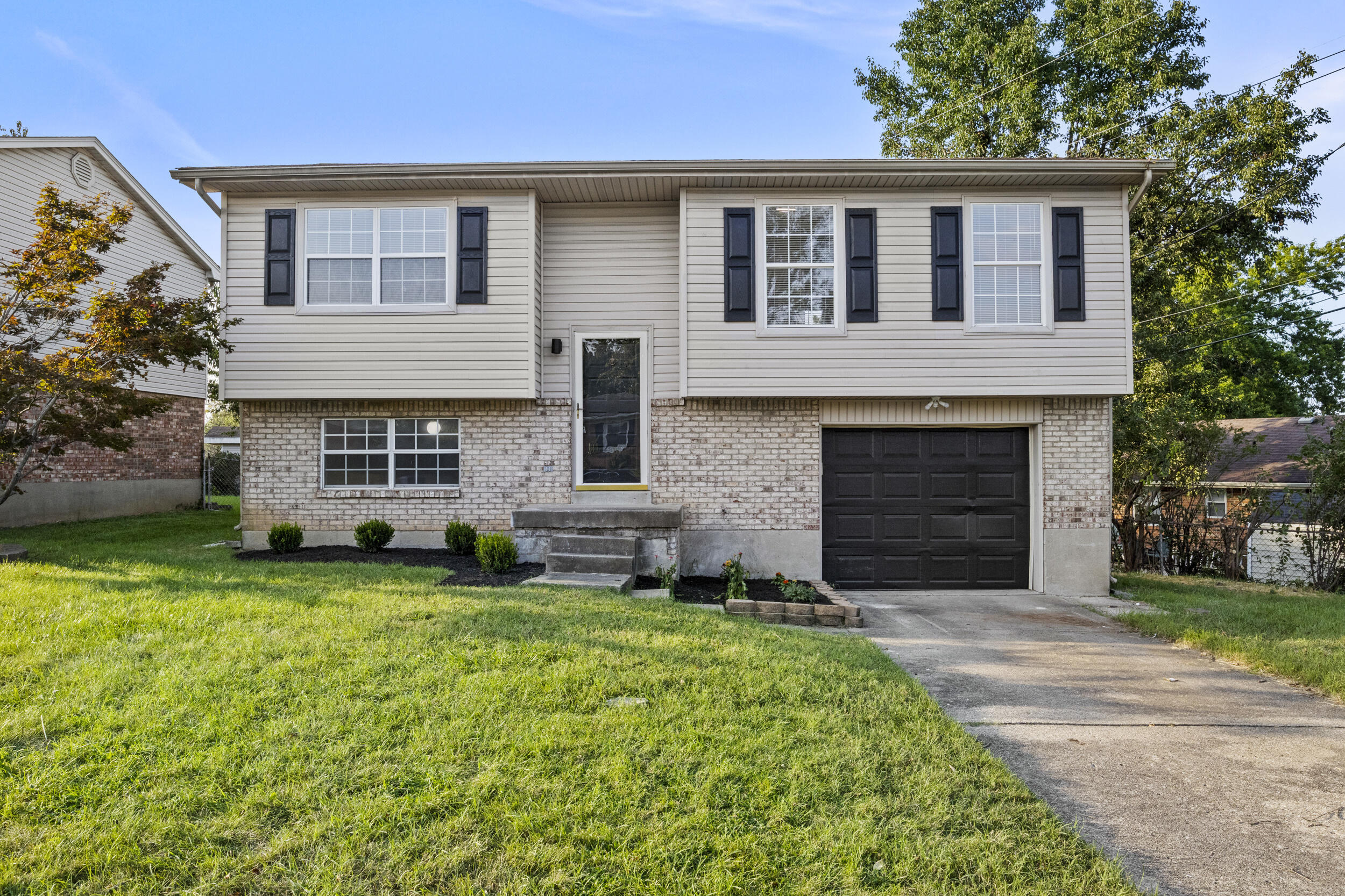 364 Chamberlain Drive — photo