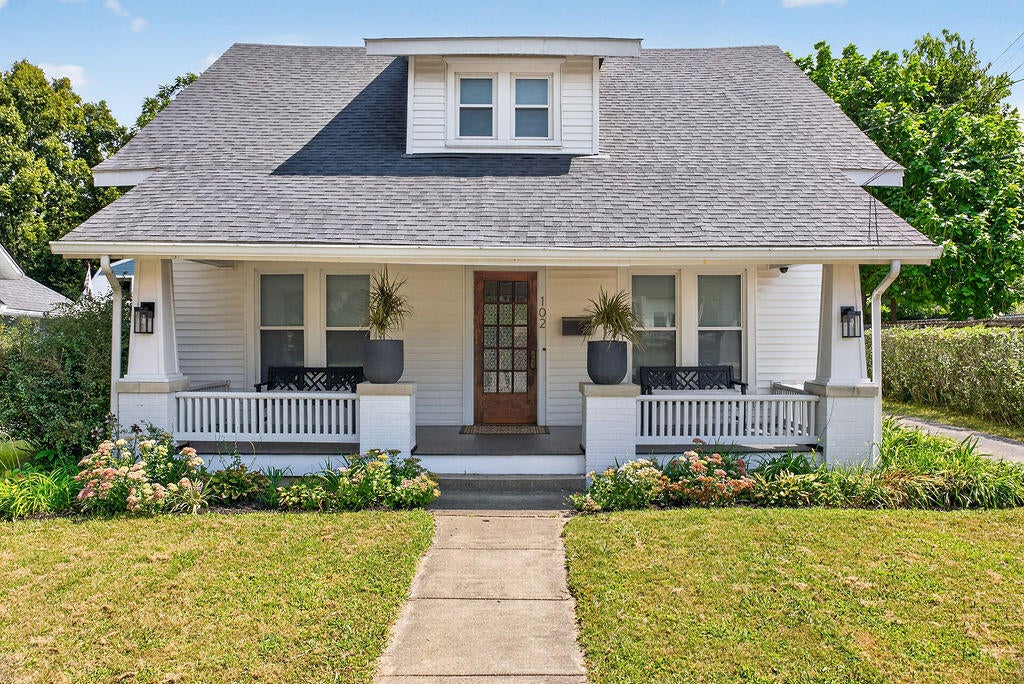 102 Woodford Drive — photo