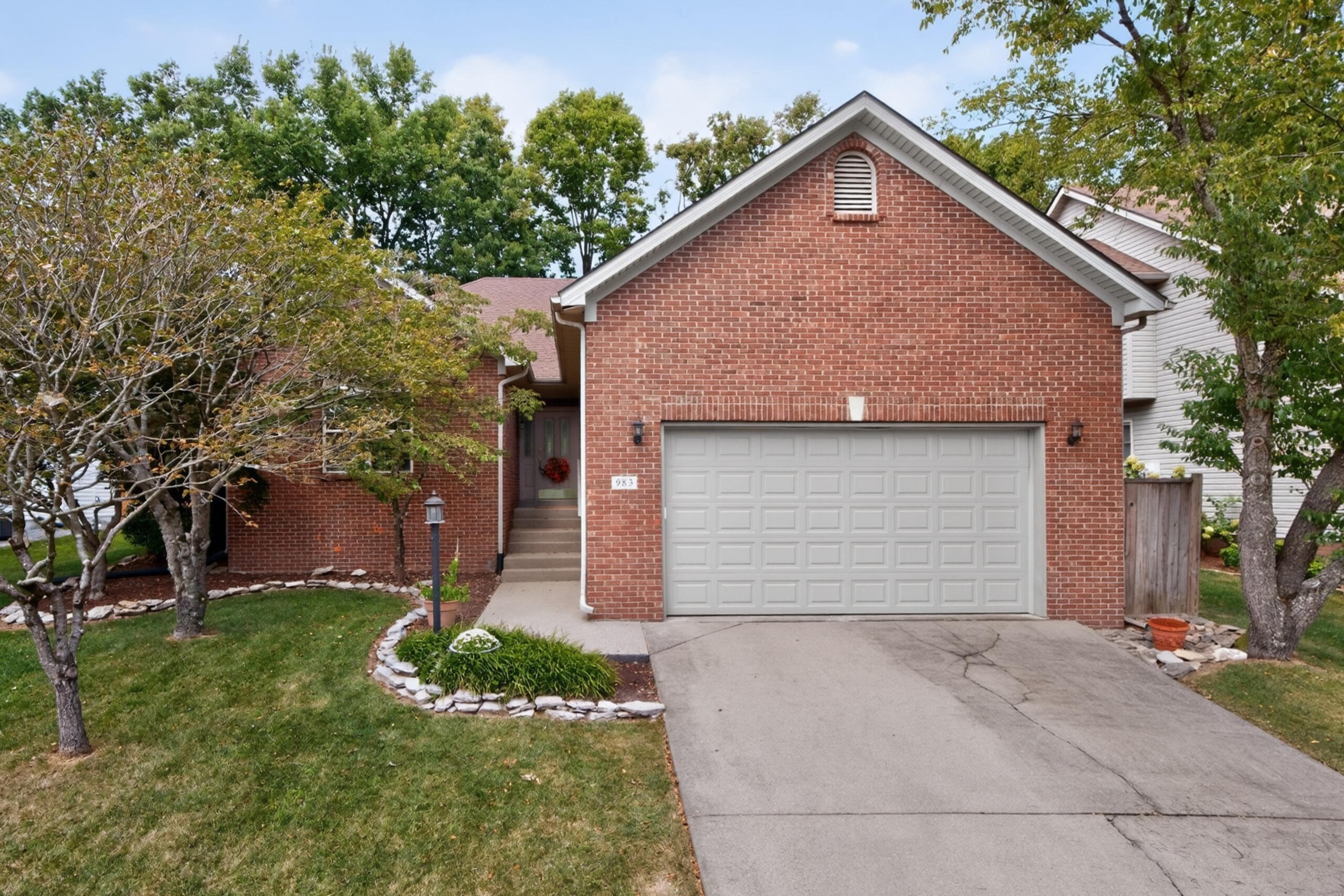 983 Forest Lake Drive — photo