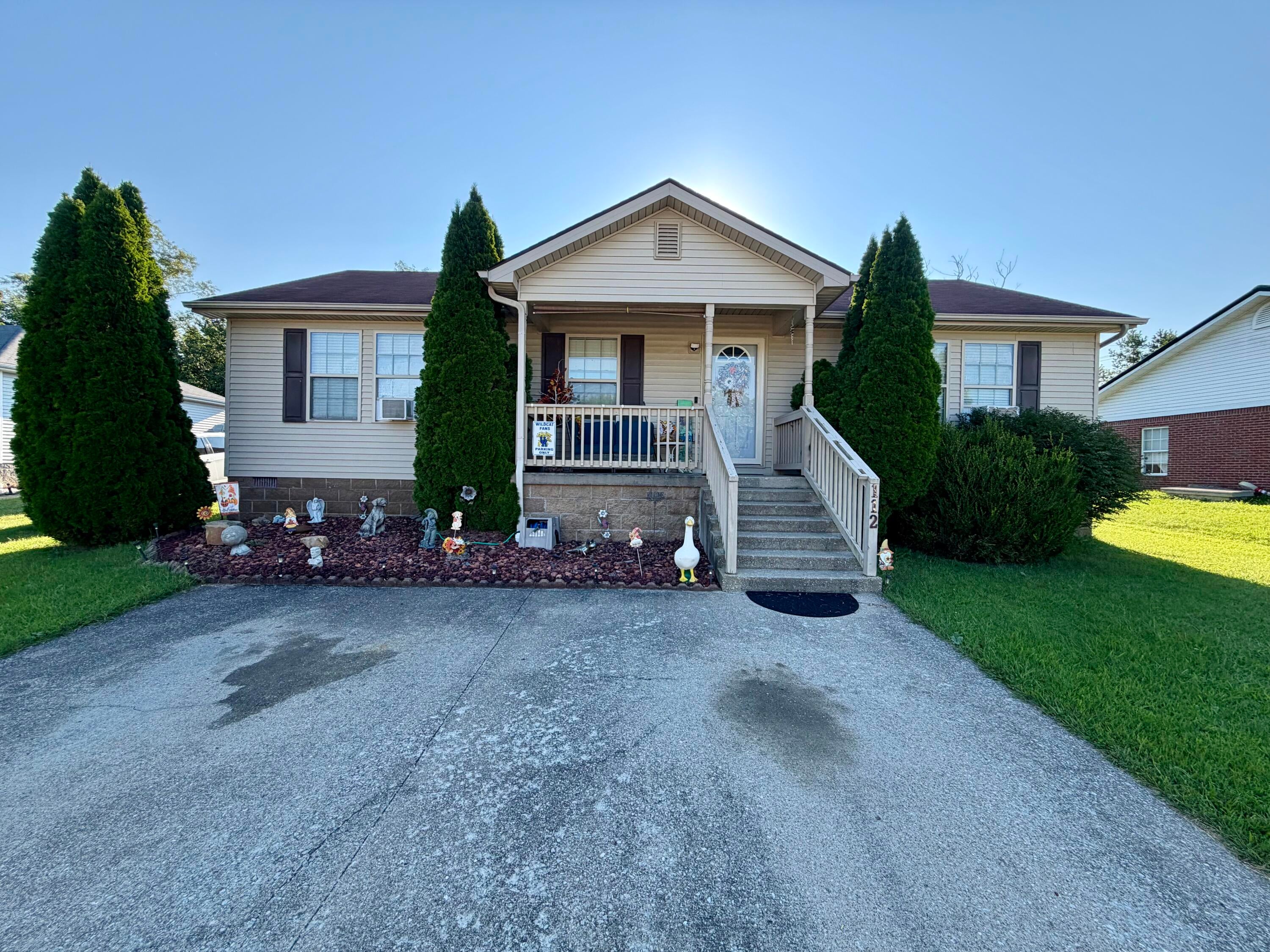 112 Logan Court — photo