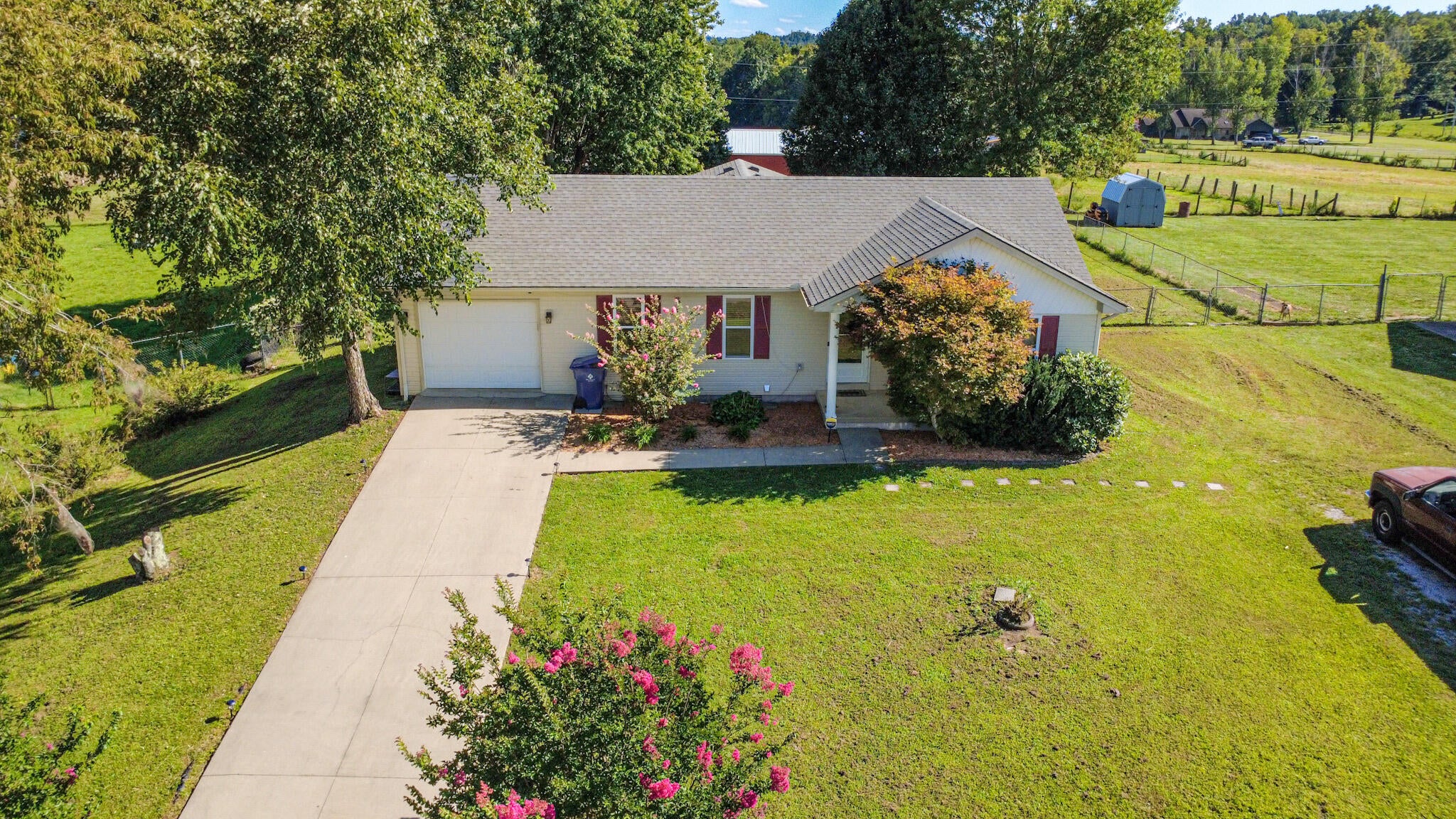 465 W Coleman Road — photo