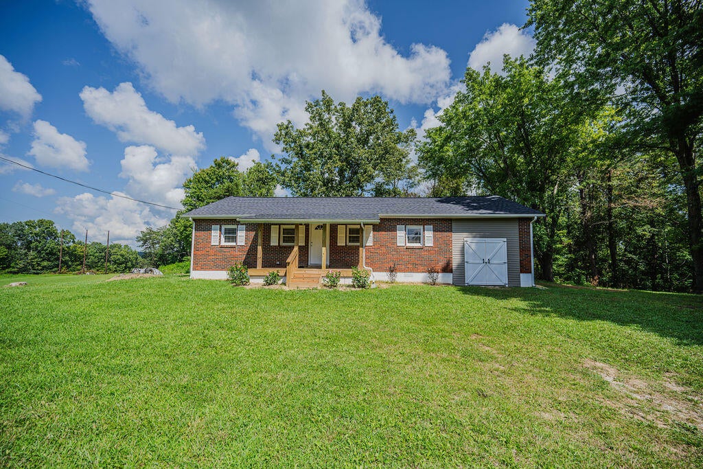 228 Belle Point Road — photo