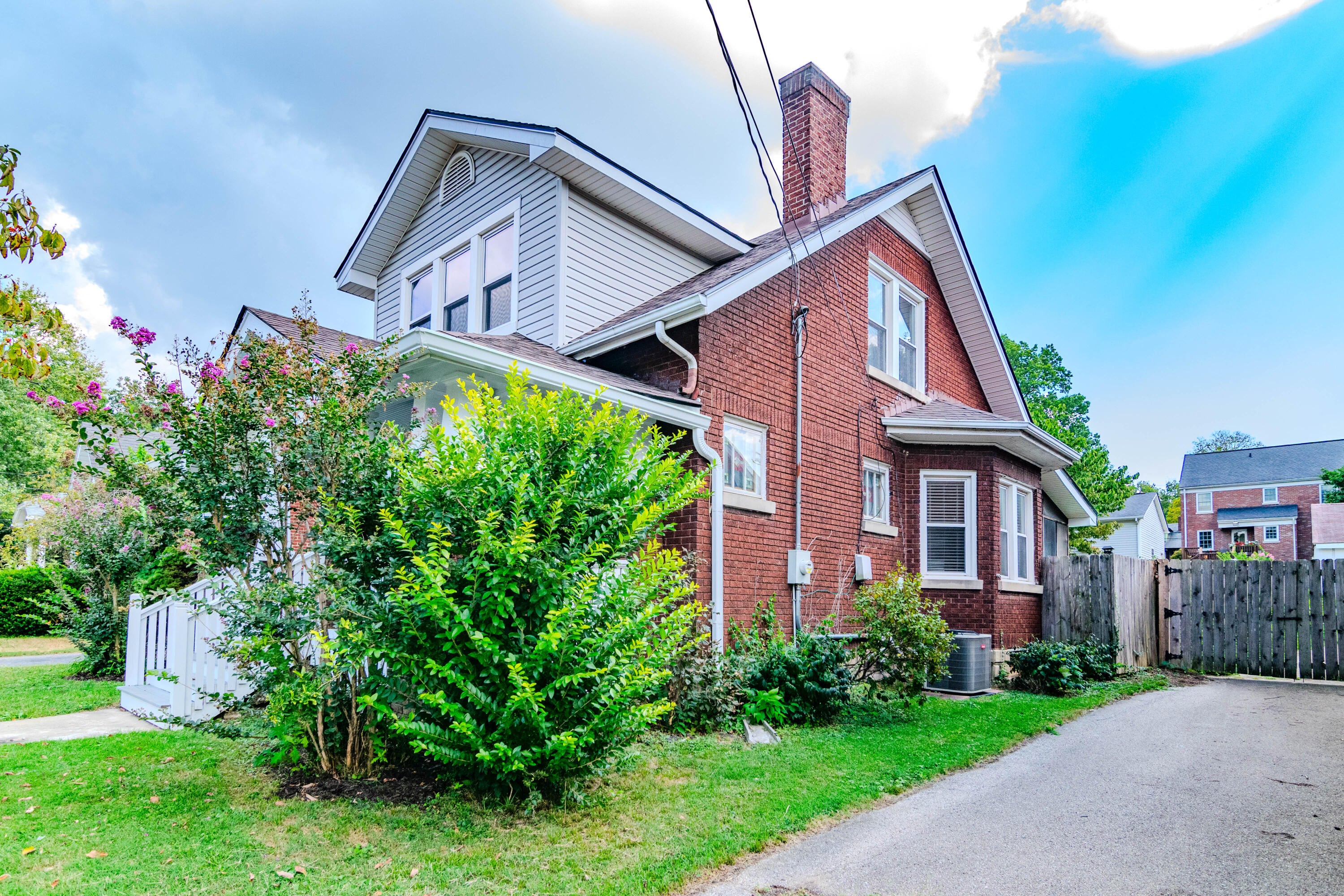 914 Idlewild Court — photo