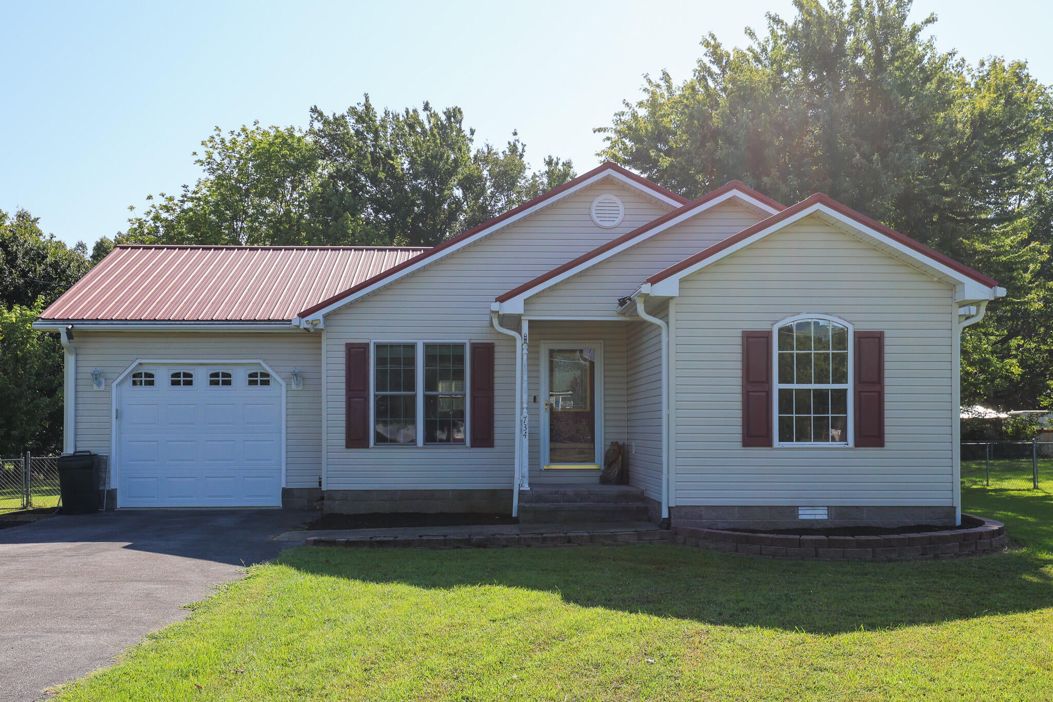 734 Vicksburg Estate Road — photo
