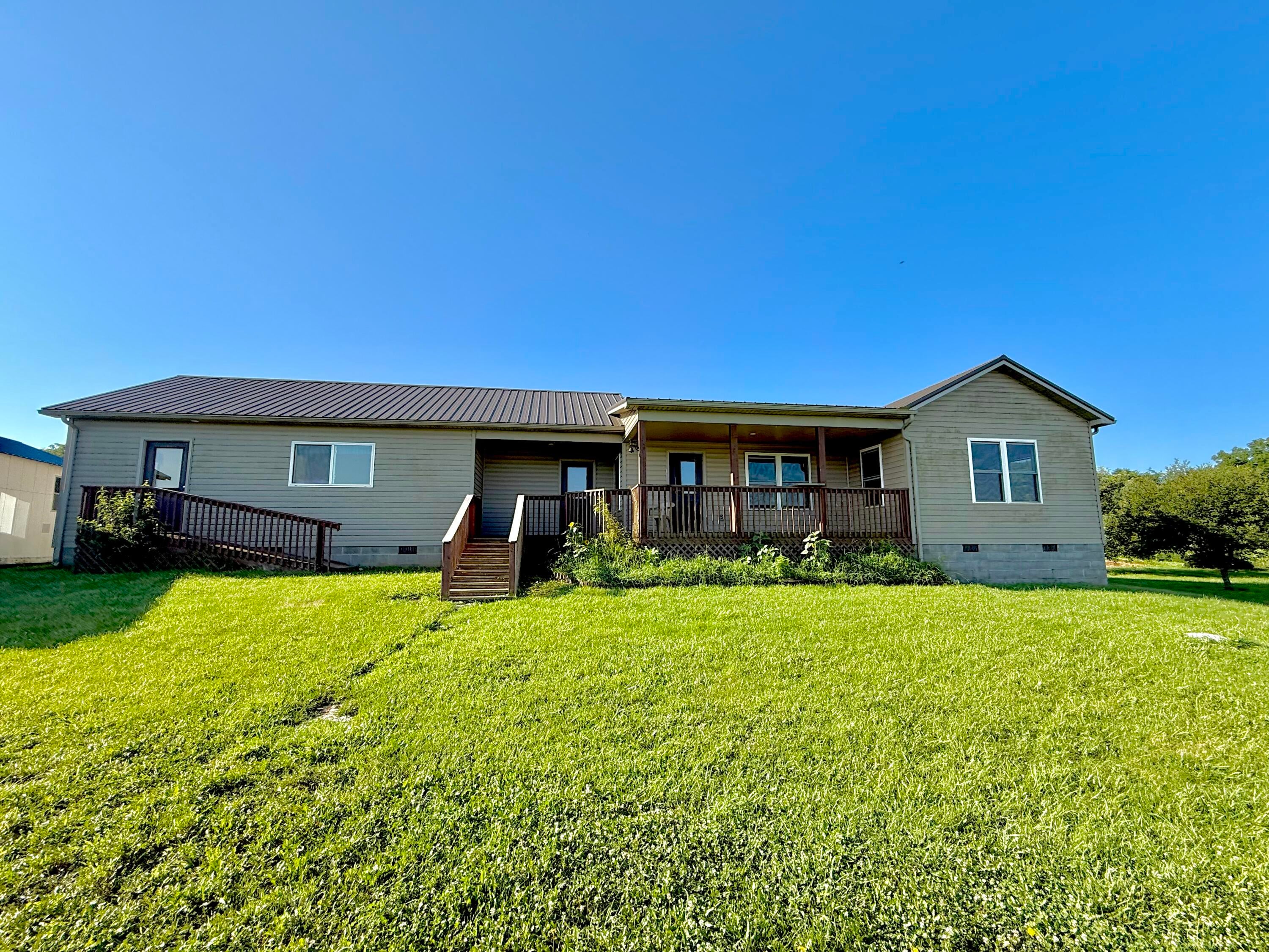 375 Coleman Lane — photo