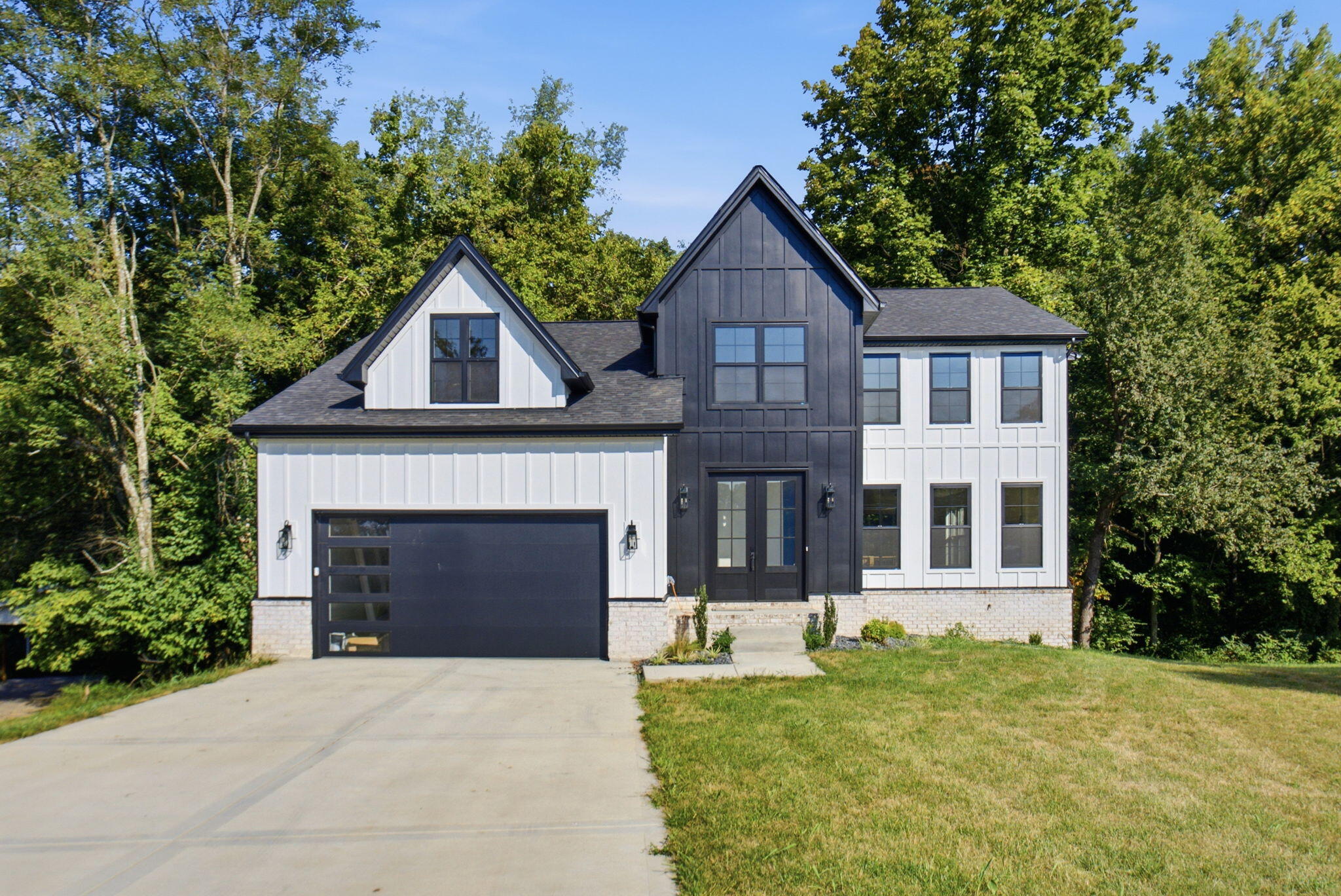 118 Oreda Drive — photo