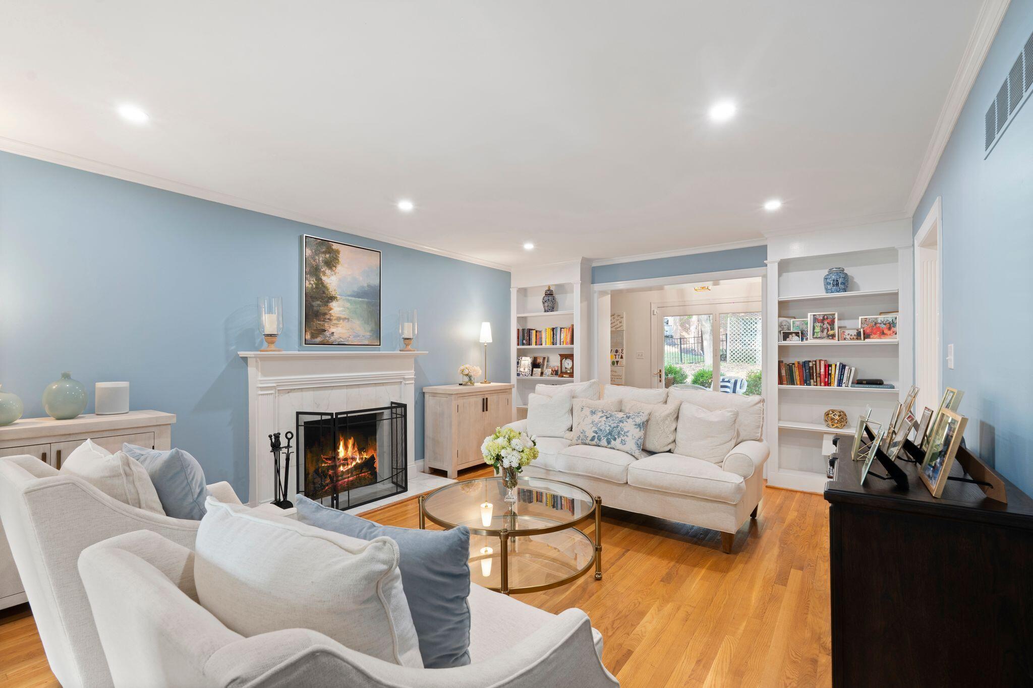 2197 Taborlake Circle — photo