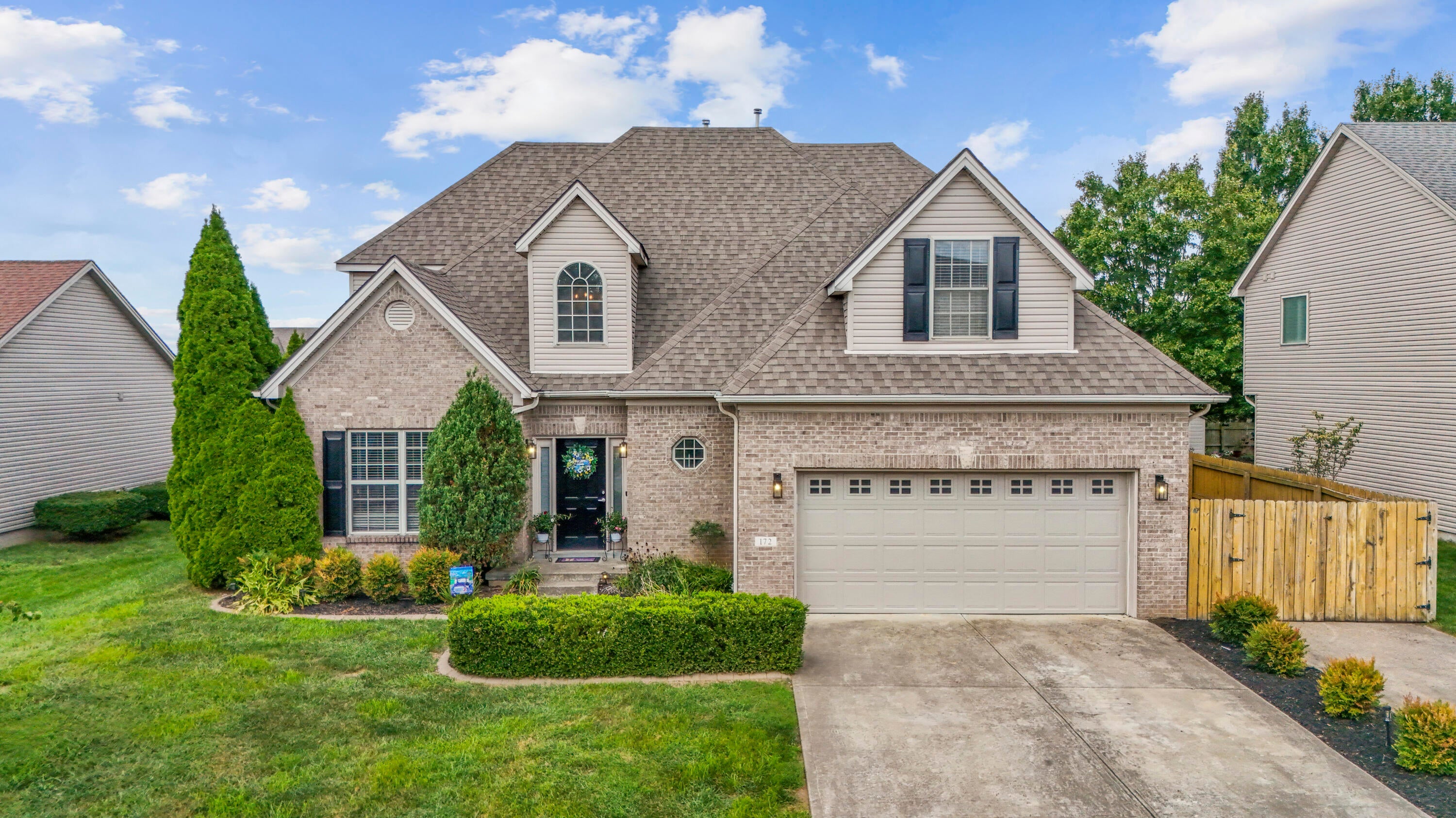172 Hawthorne Drive — photo