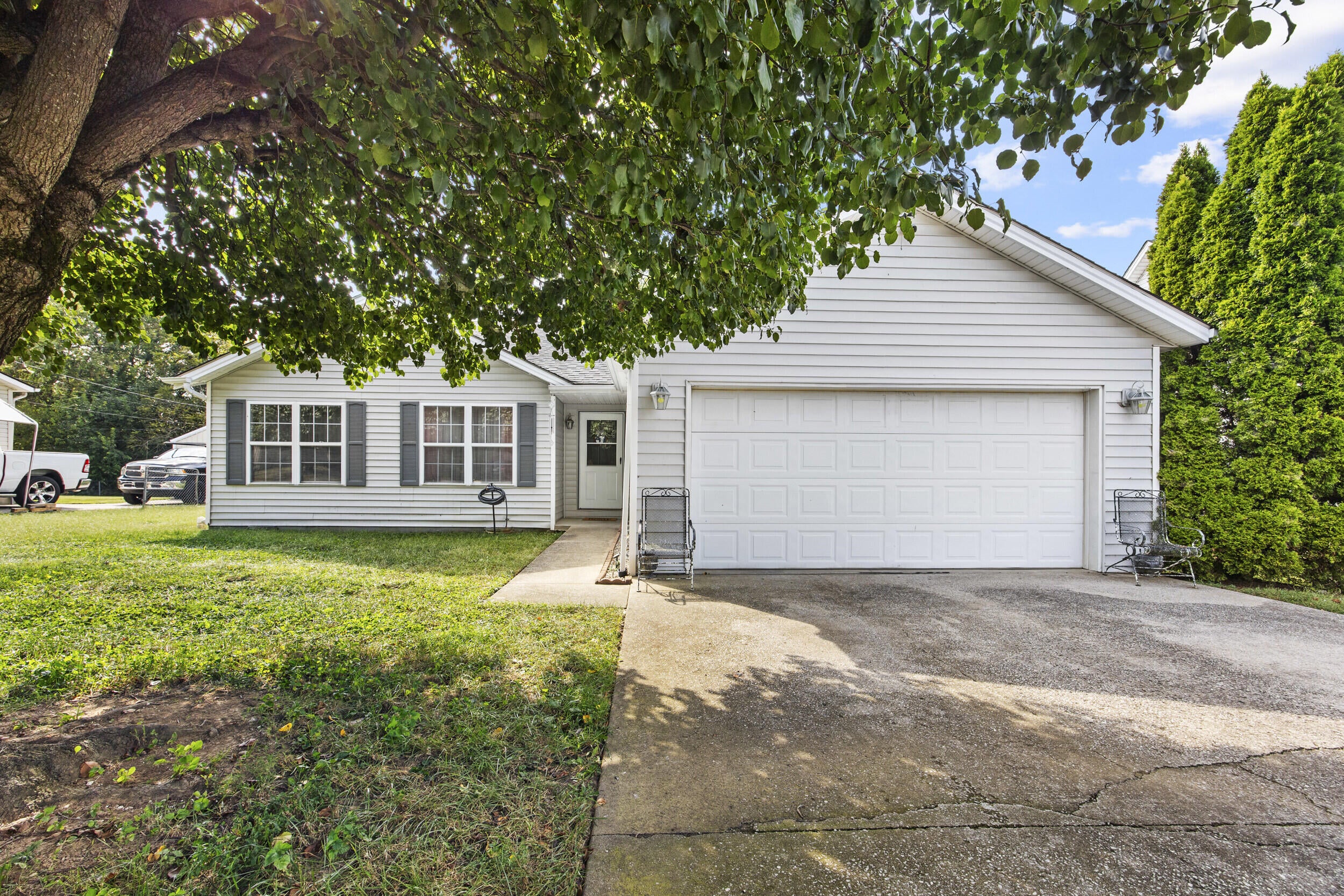 317 Vanover Way — photo