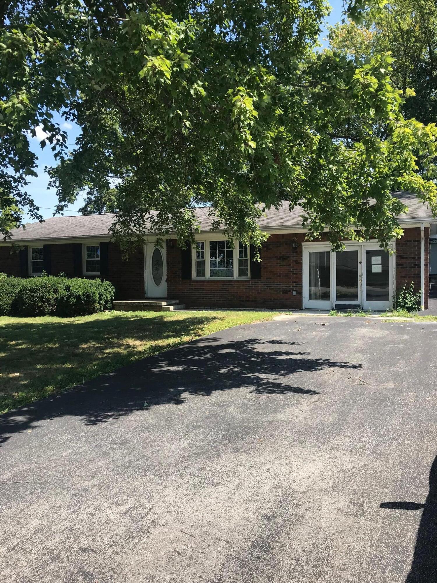 224 Country Drive — photo