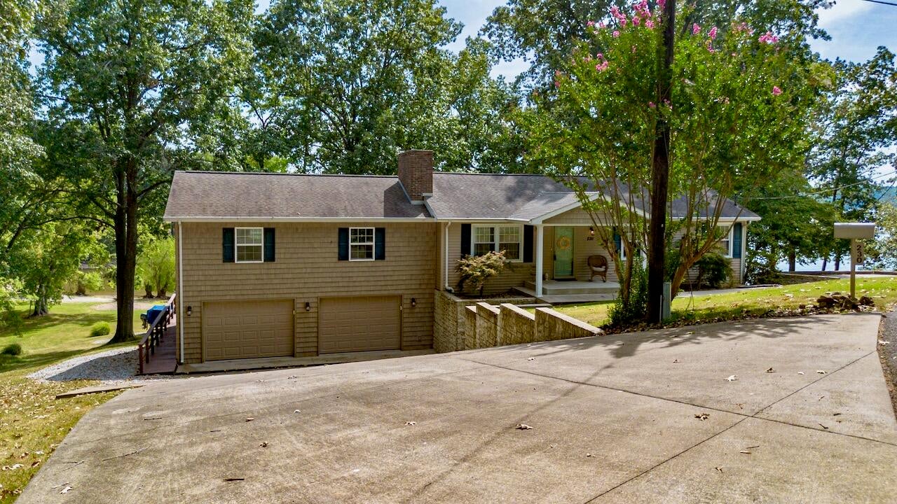 230 Cherokee Loop — photo