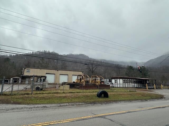 13145 Hwy 38 — photo