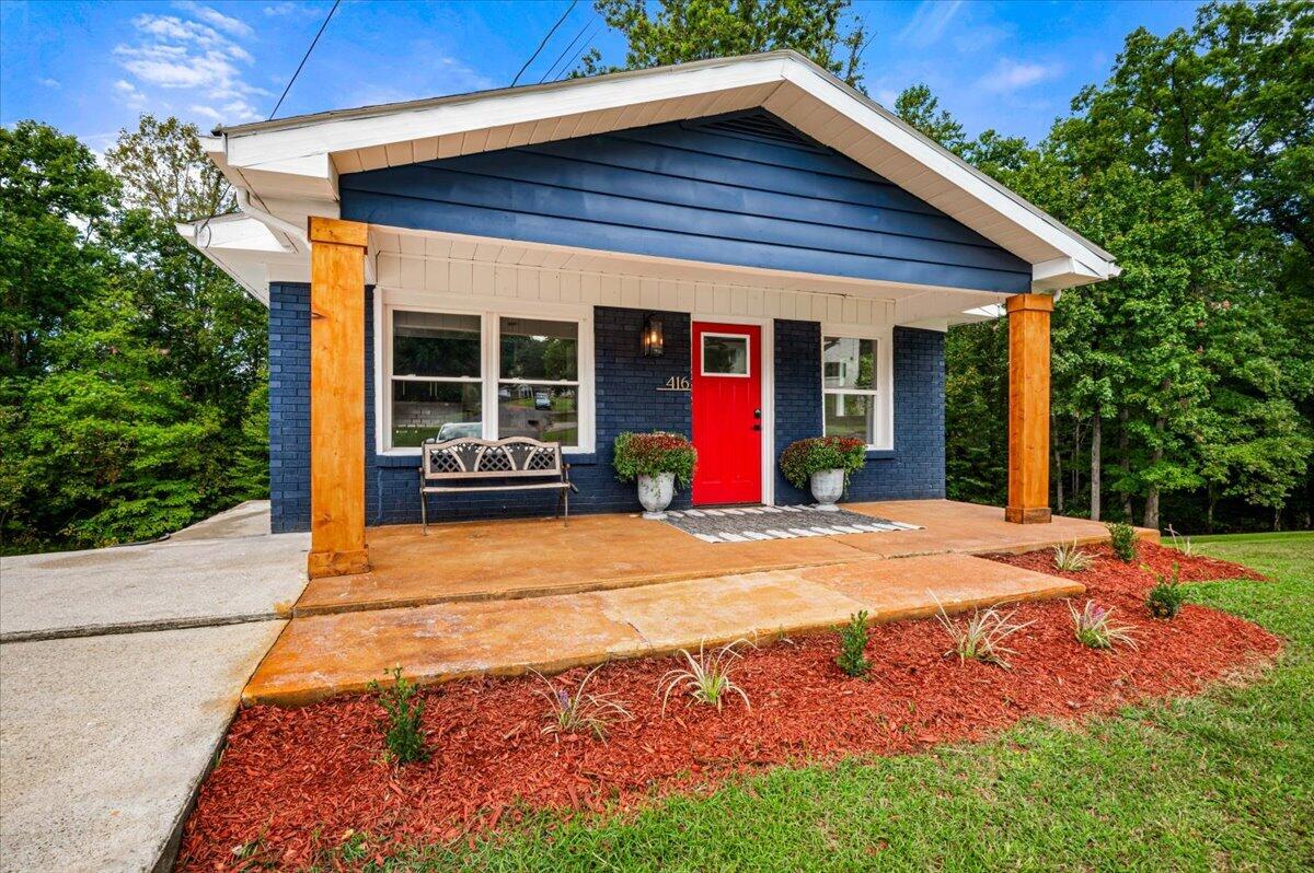 416 Oaklawn Circle — photo