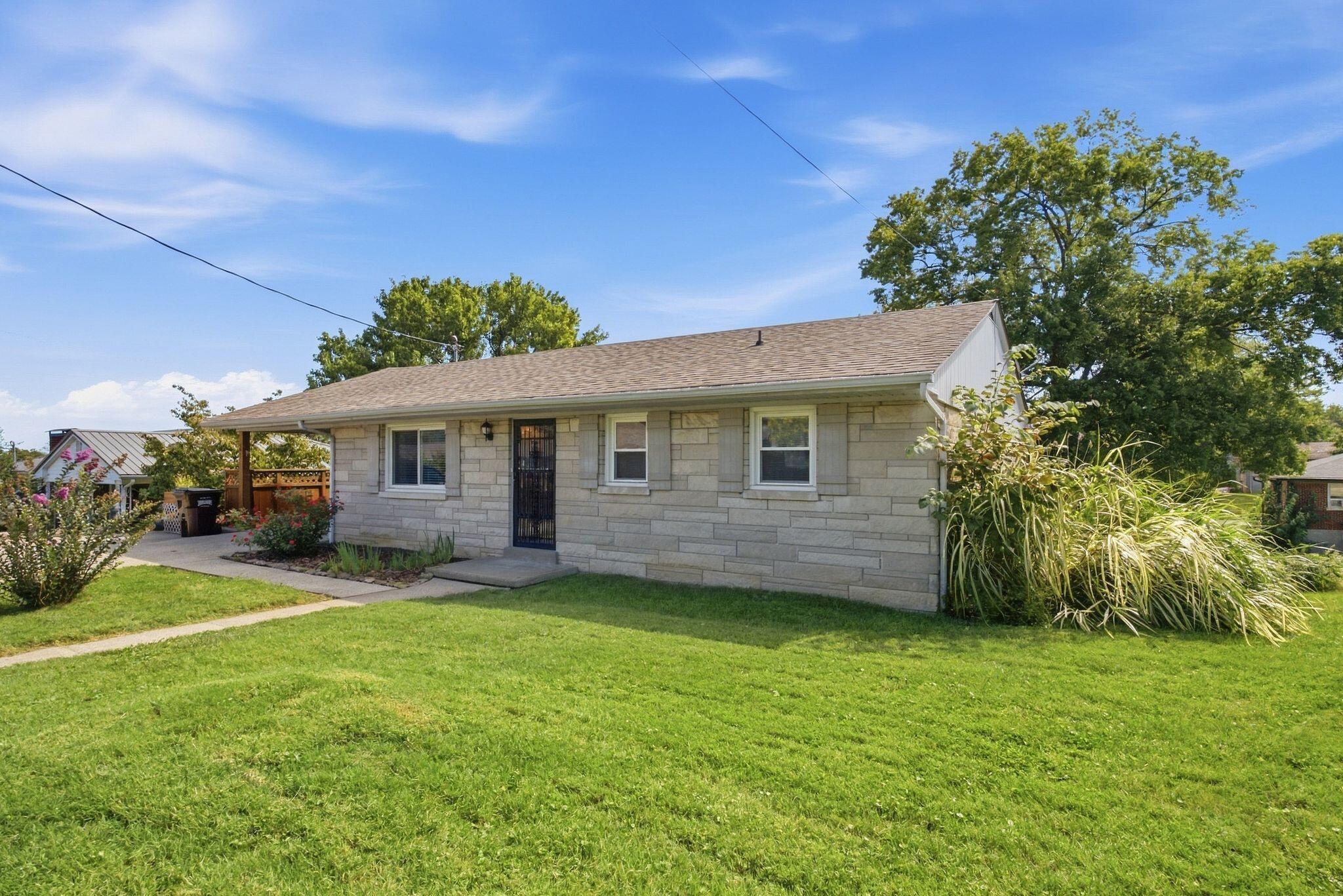 407 Clay Drive — photo