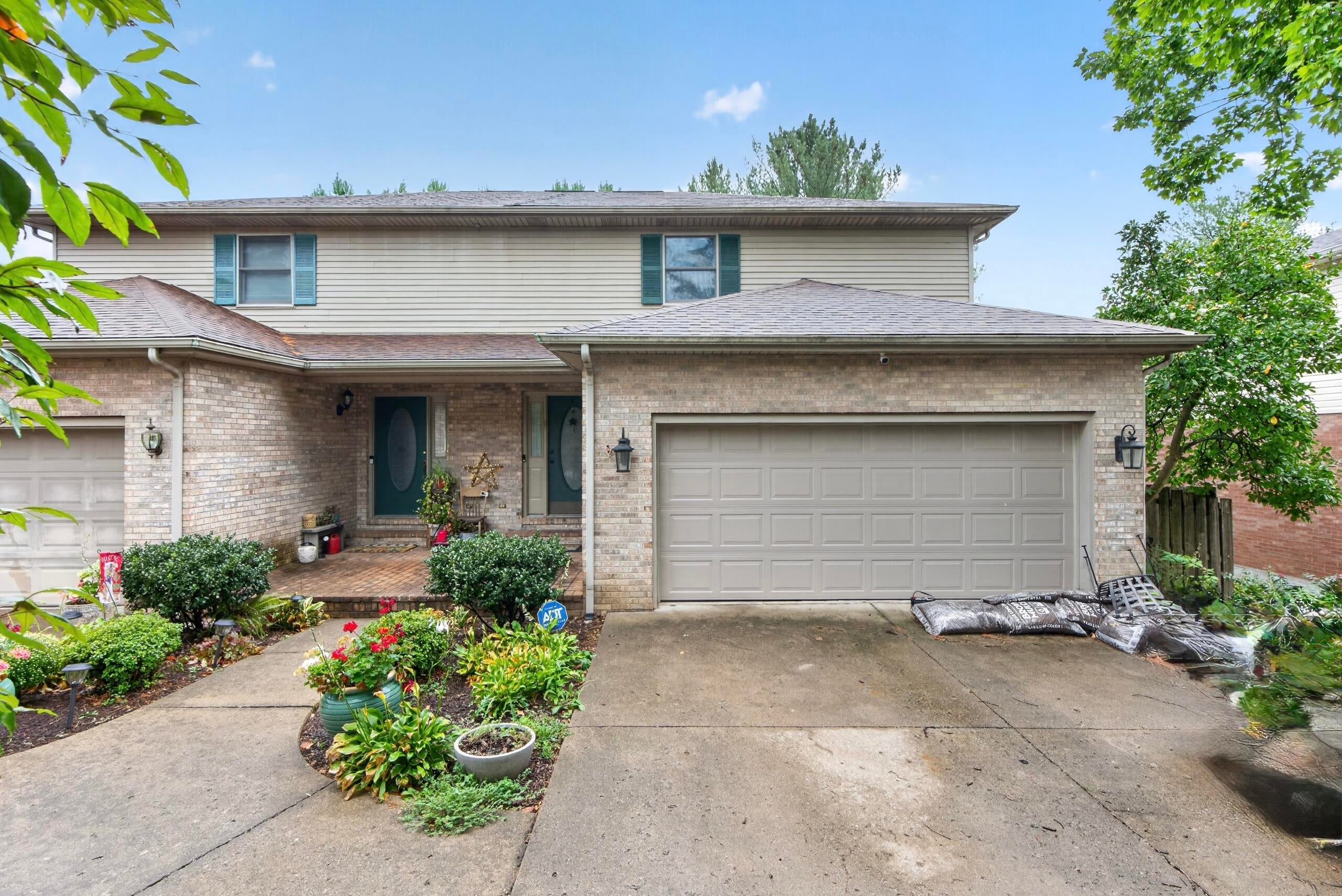 114 Bourbon Hills Drive — photo