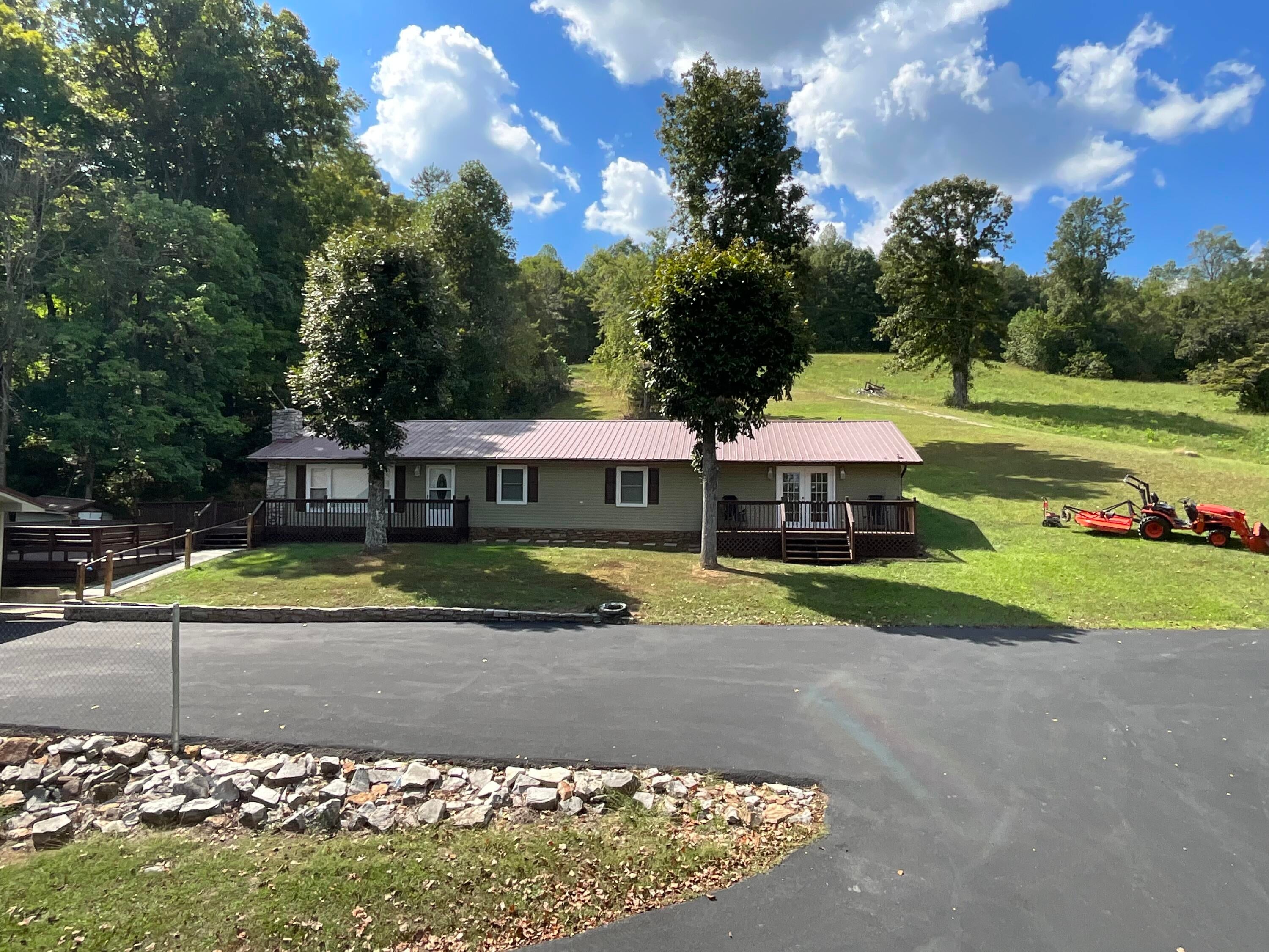 134 Sears Cemetery Road — photo