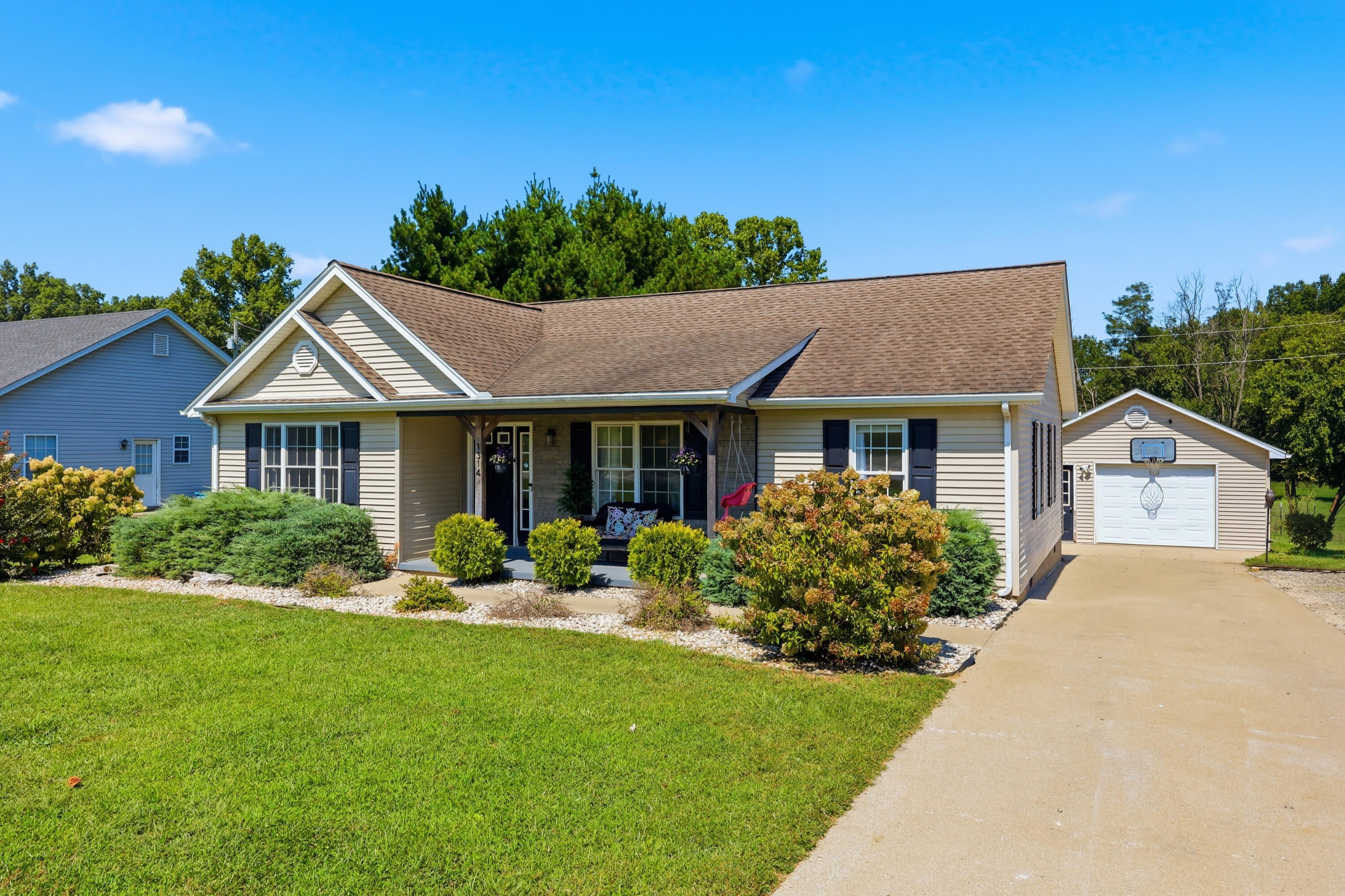 1314 Alton Station Road — photo