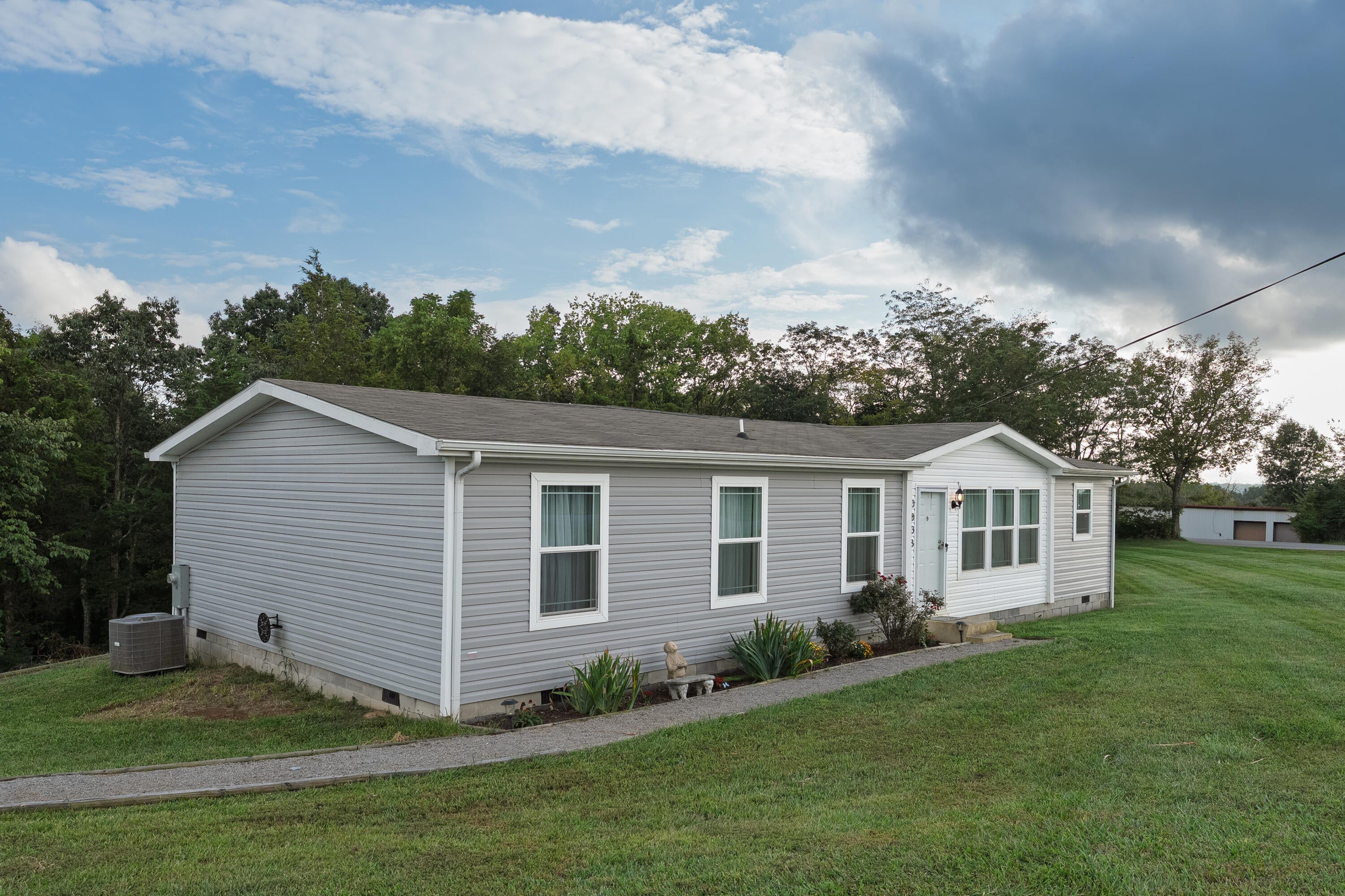 3838 Hogg Ridge Road — photo