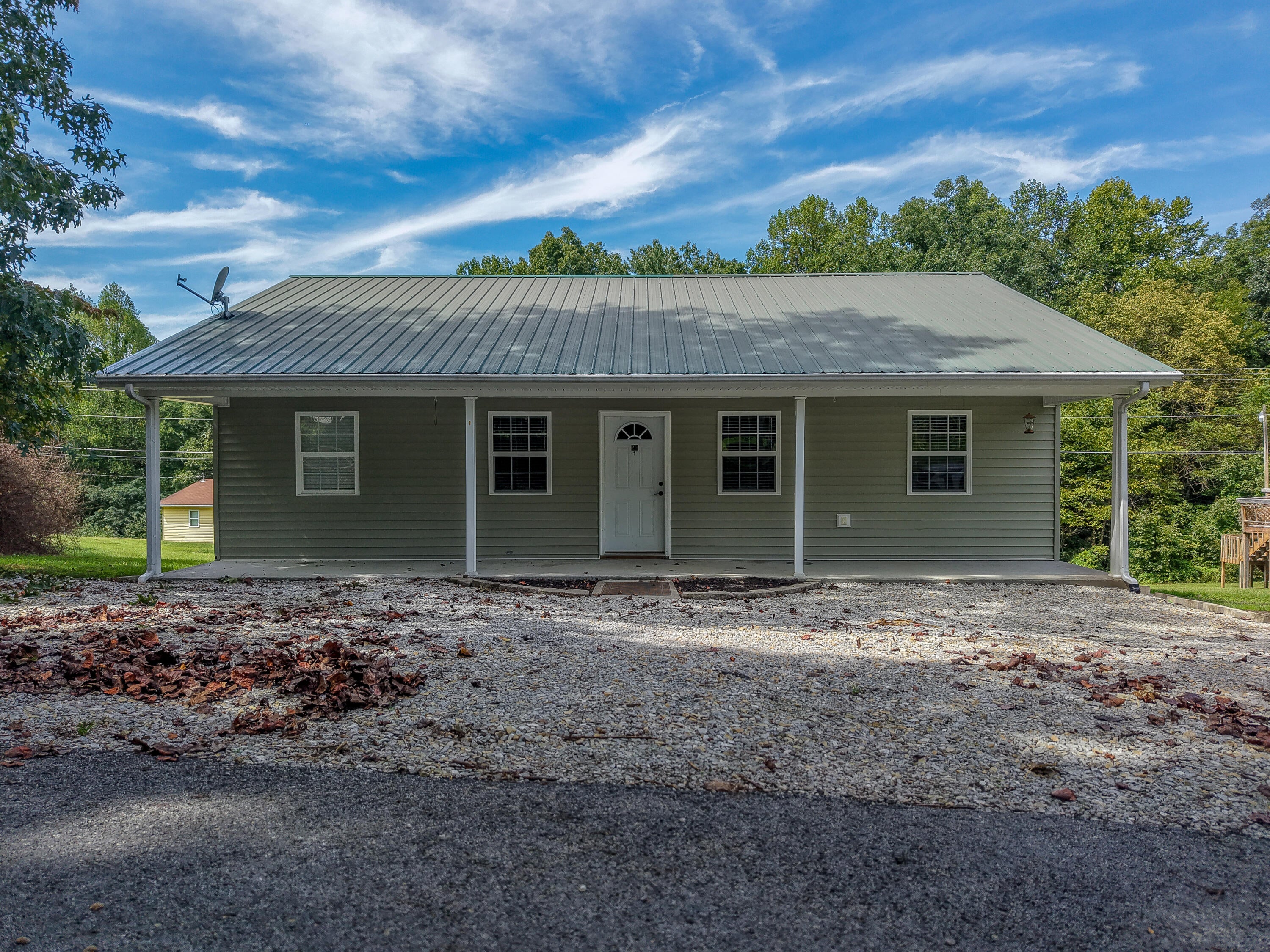 211 Ridgeway Drive, Morehead, KY 40351 — photo 2