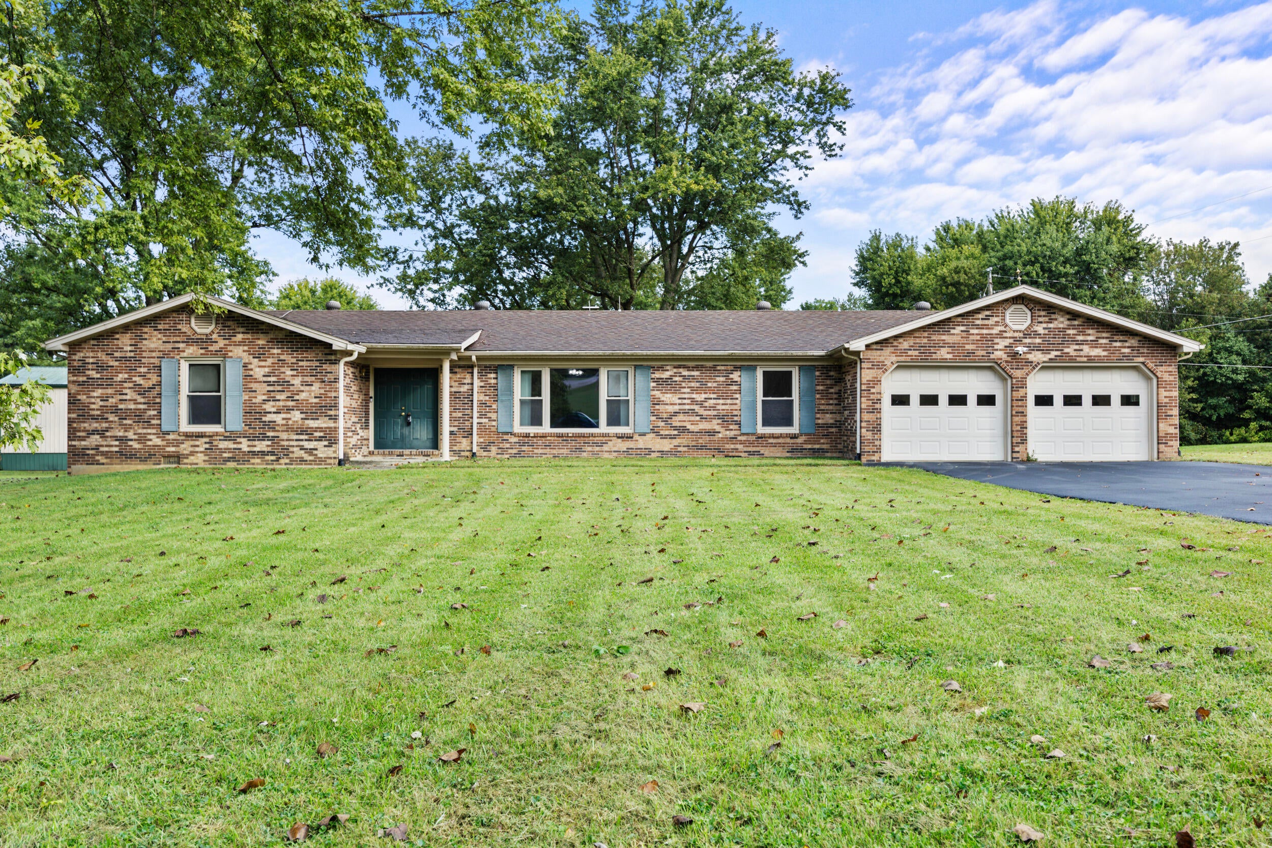 392 Dove Creek Road — photo