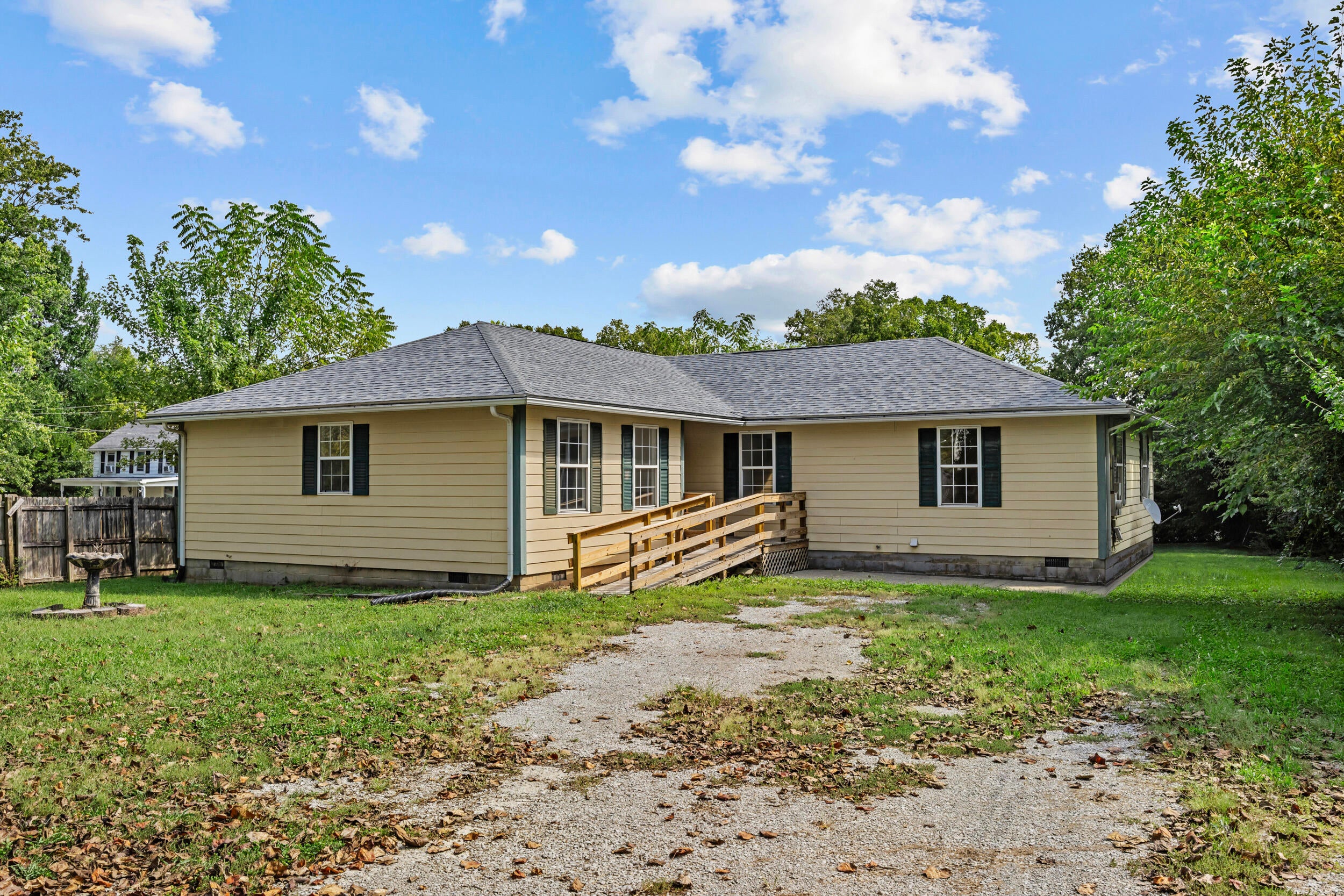 706 N Hamilton Street — photo