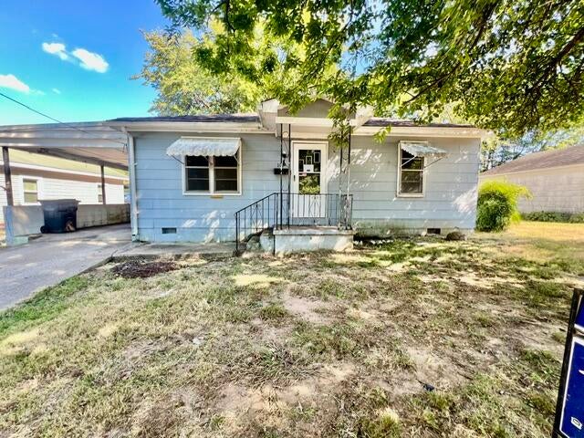 105 S Mitchell Street — photo