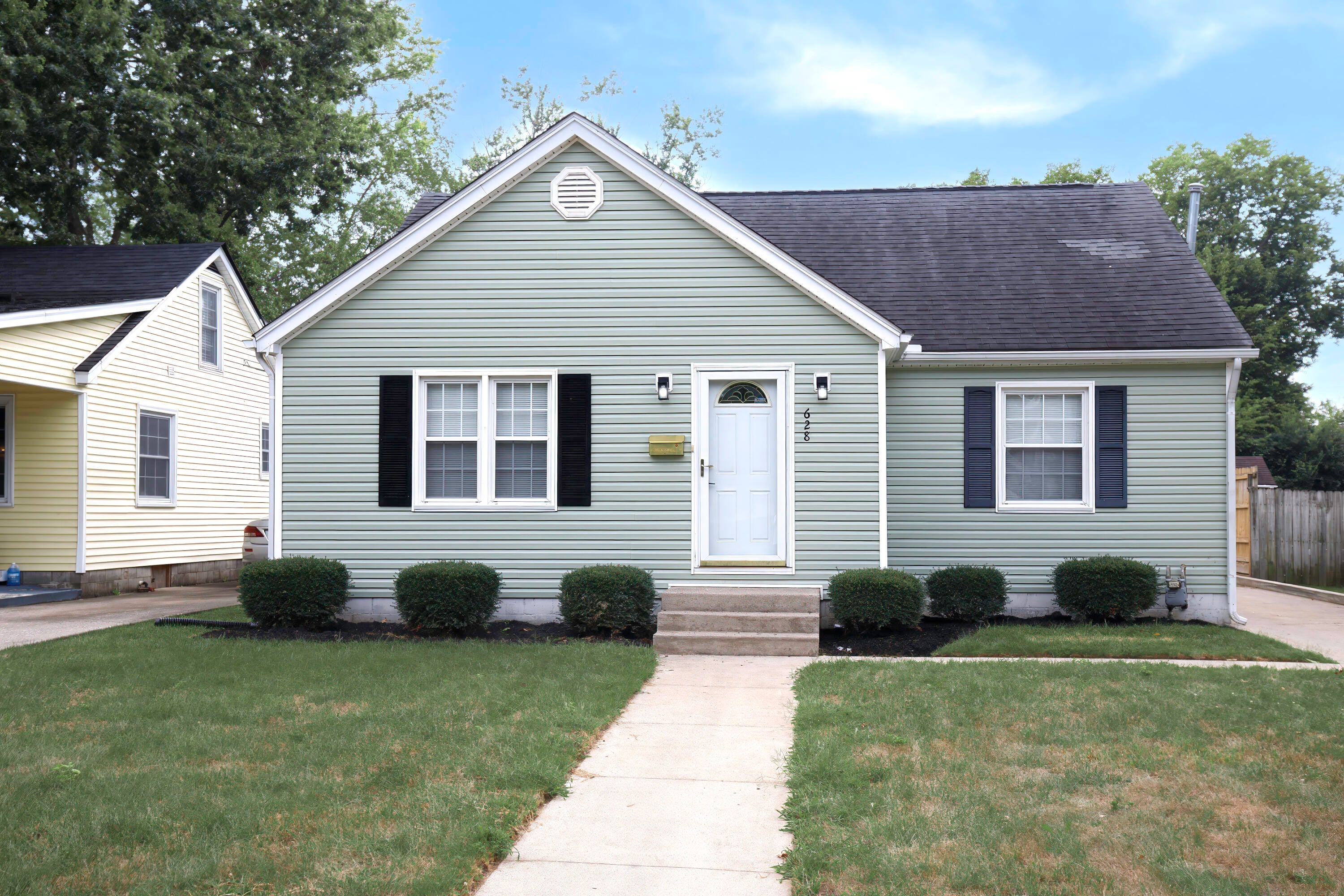 628 Longview Drive — photo