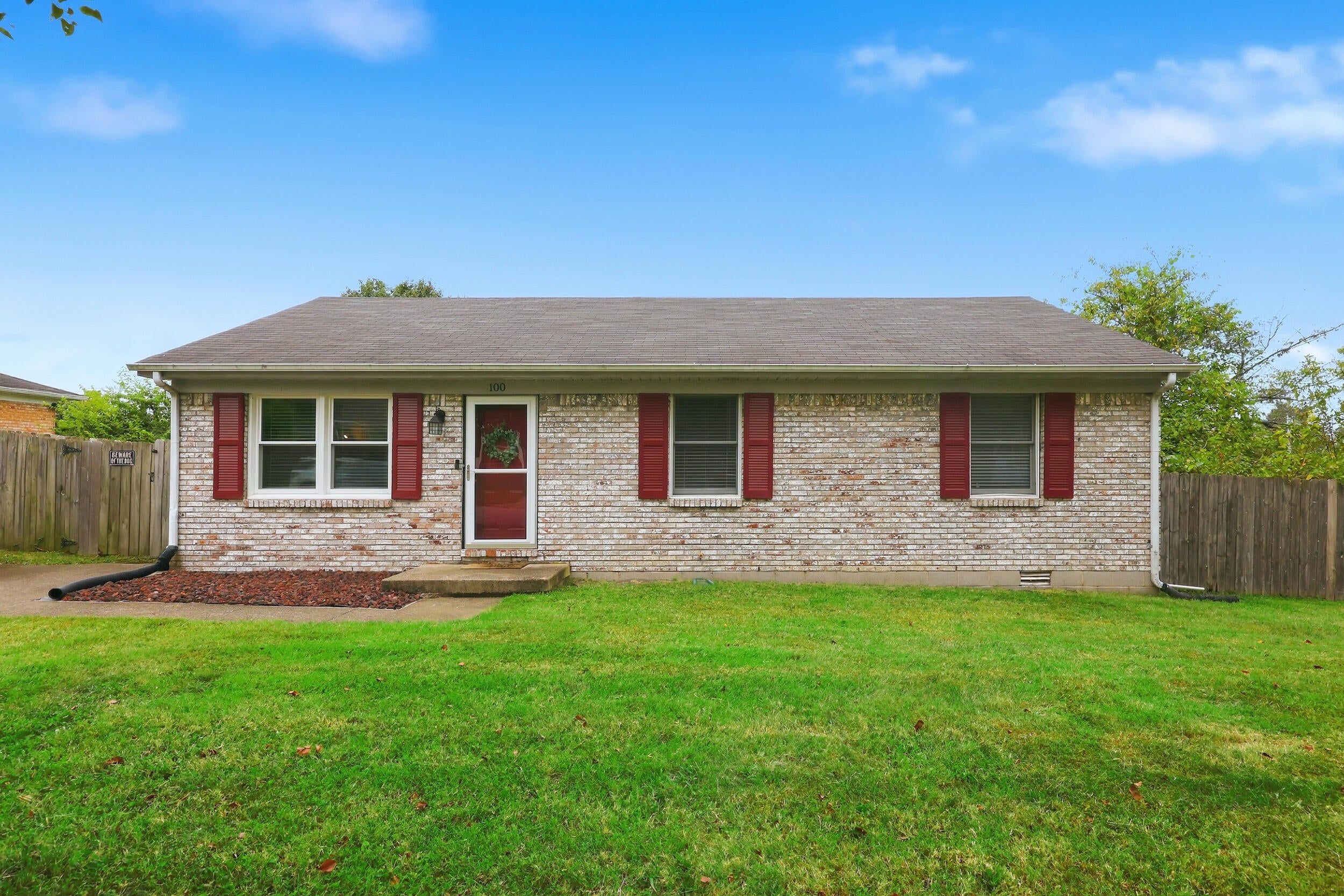 100 Ashville Drive — photo