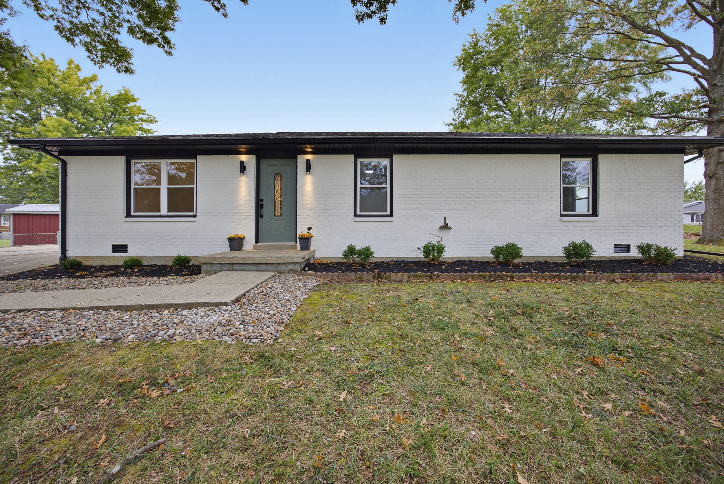229 Lynn Drive — photo