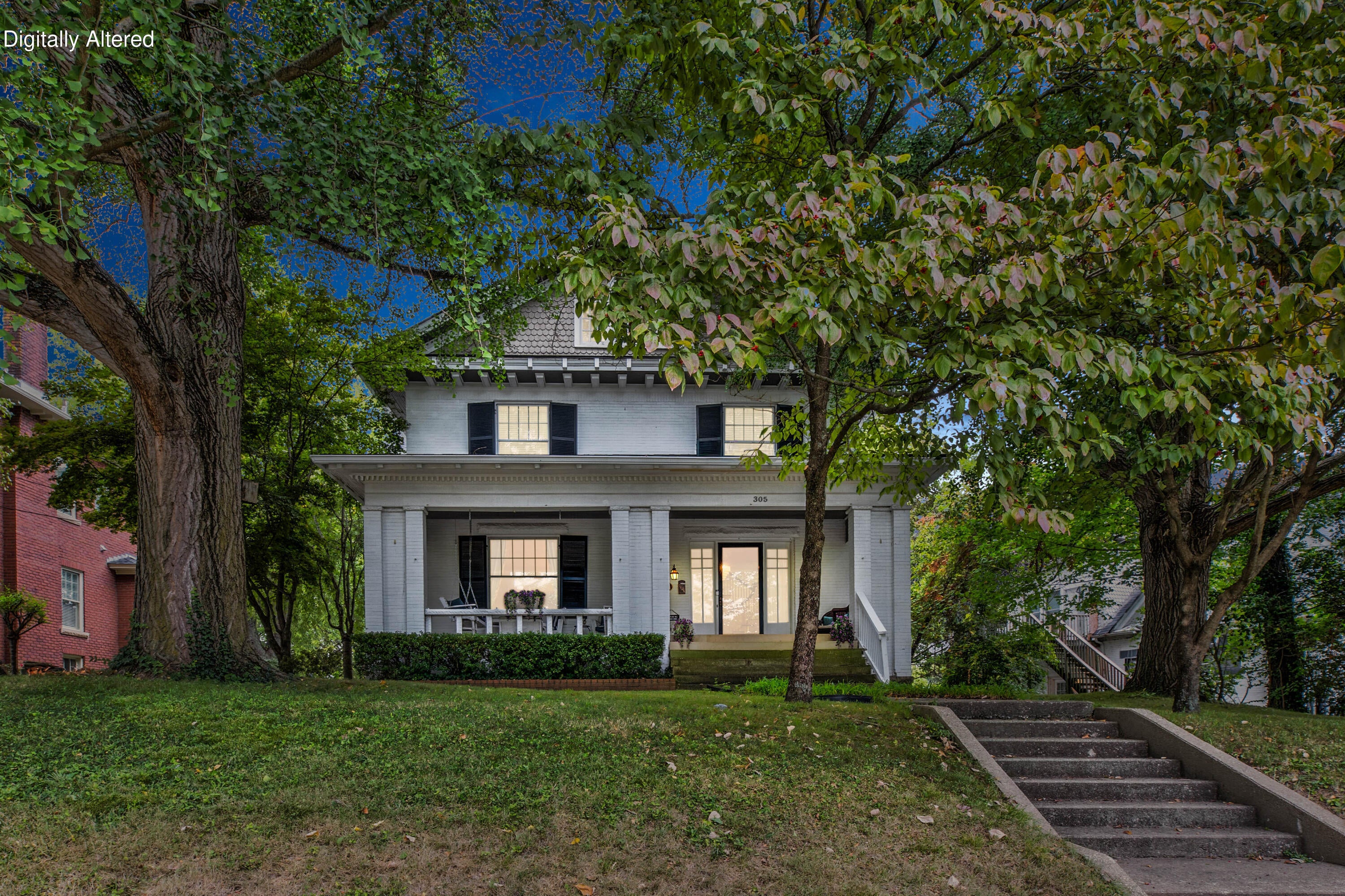 305 W Main Street — photo