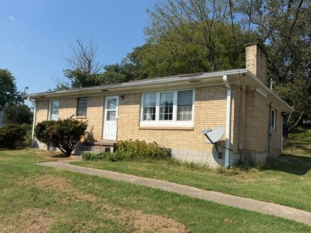 1709 Irvine Road — photo