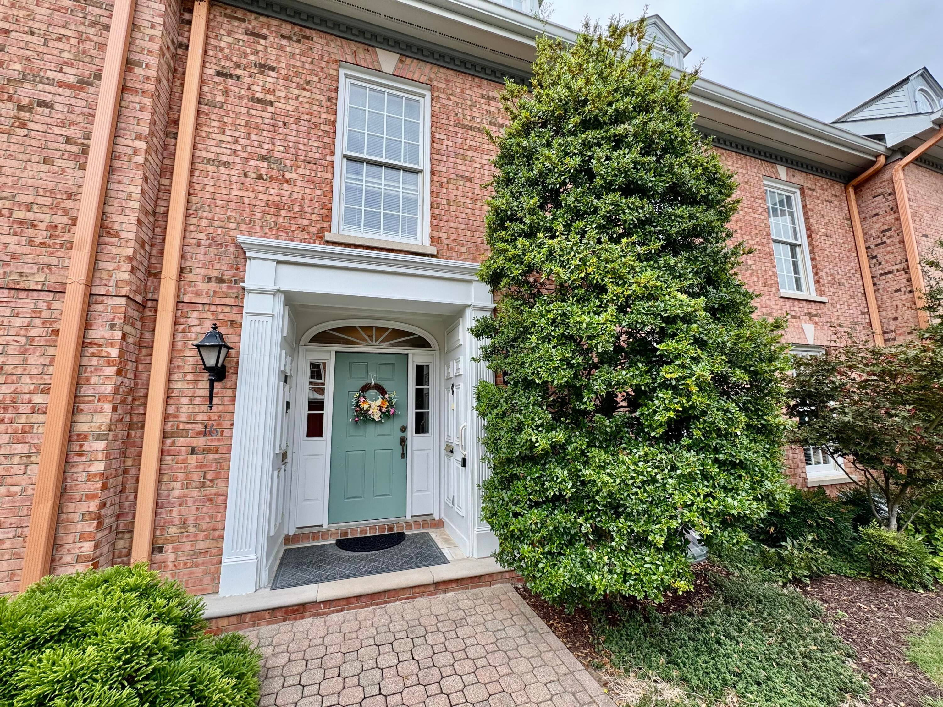 16B Charleston Greene — photo