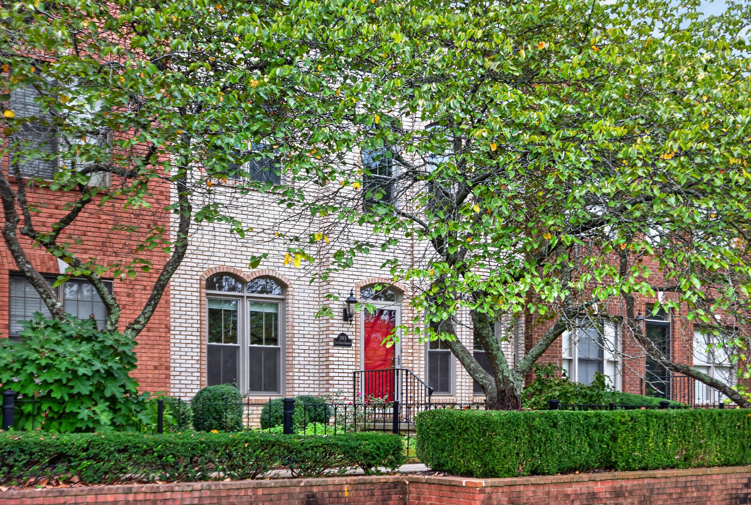 993 Star Shoot Parkway — photo