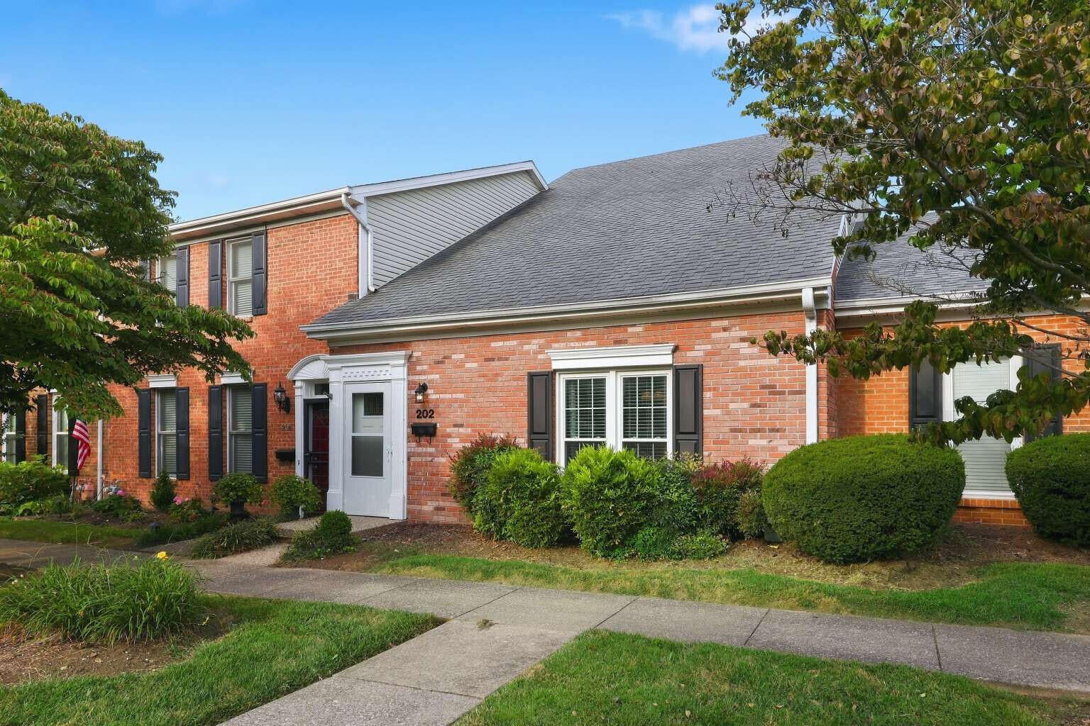 202 Bruce Court — photo