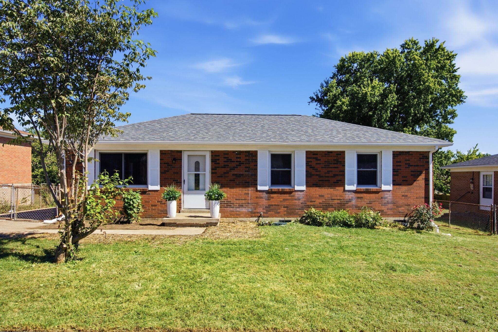 528 Foxwood Drive — photo