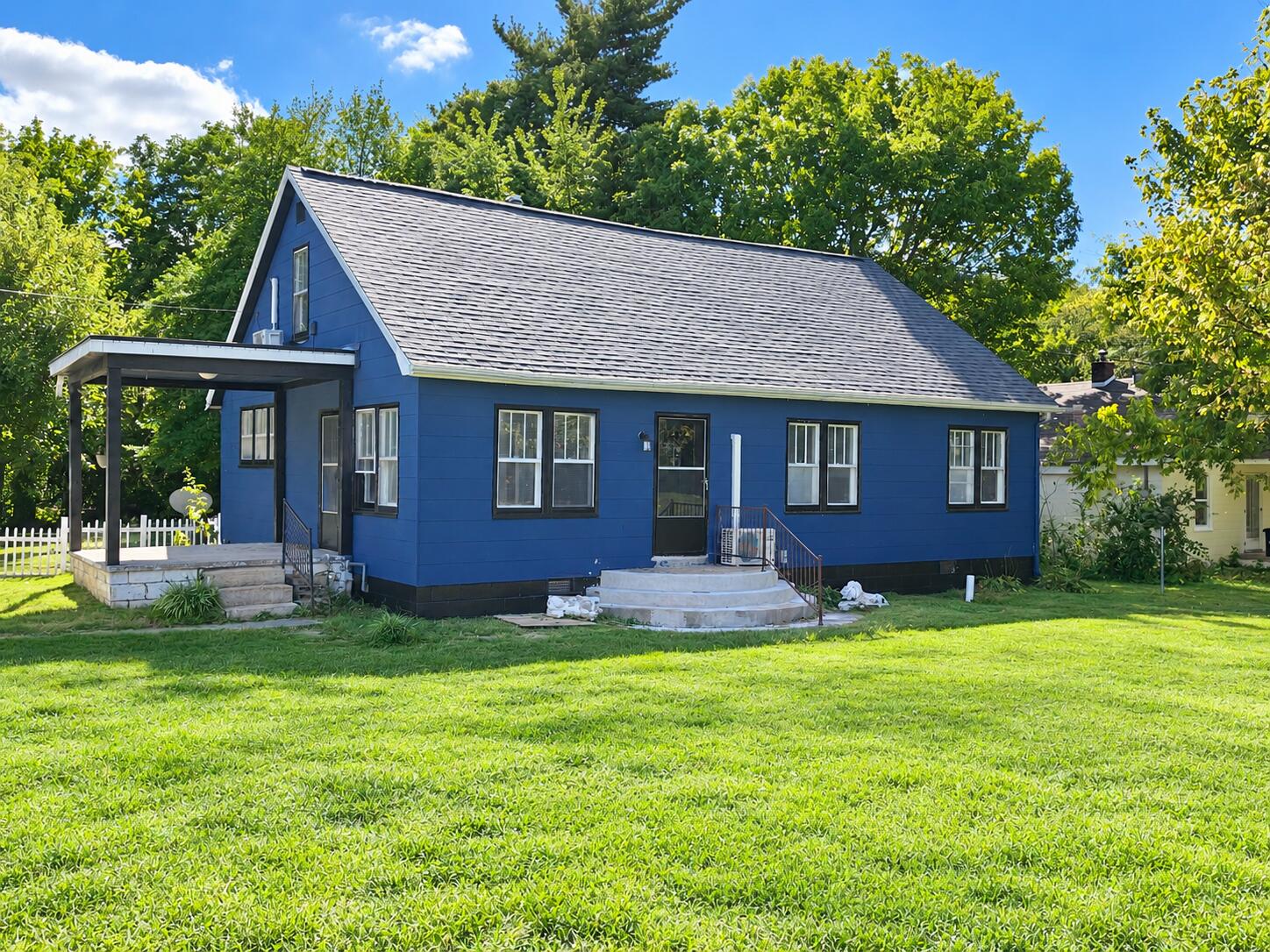 505 Columbus Street — photo