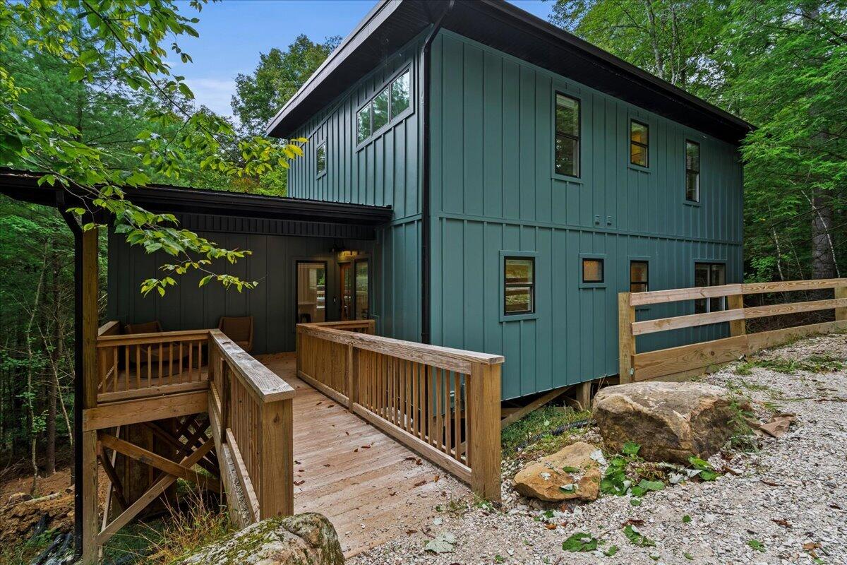 251 Sunset Ridge — photo