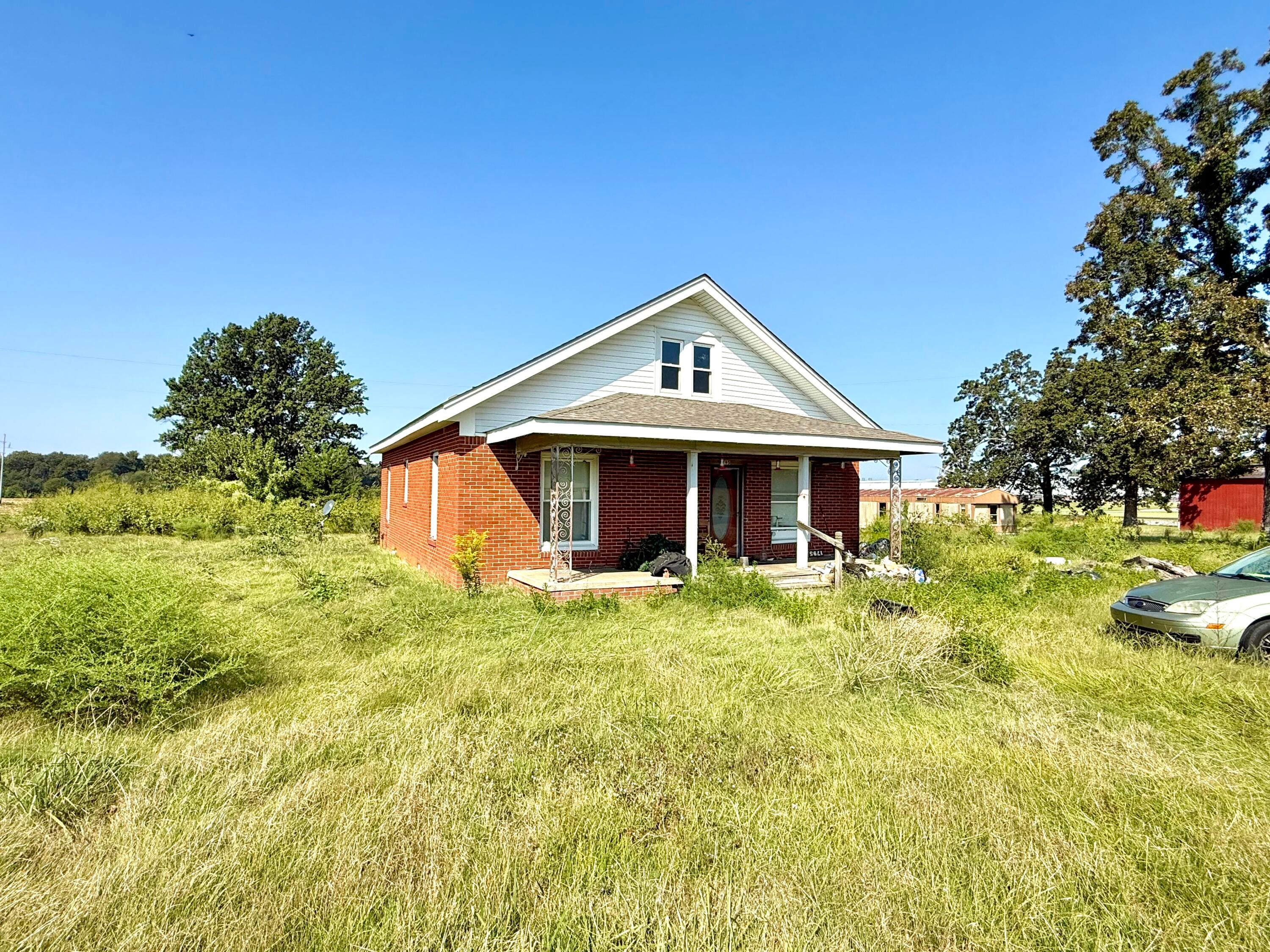 1795 Rob Mason Road — photo