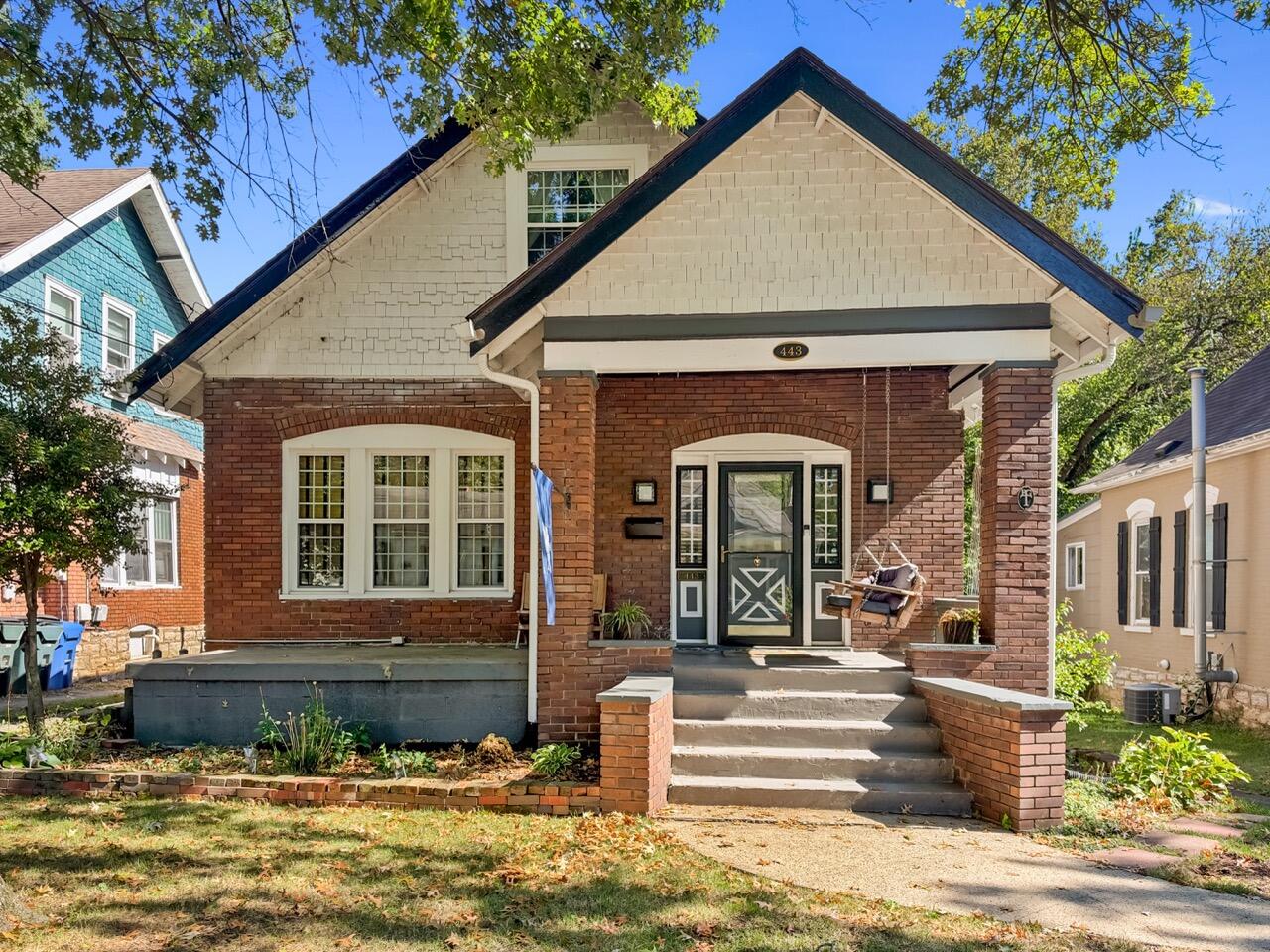443 Davidson Court — photo